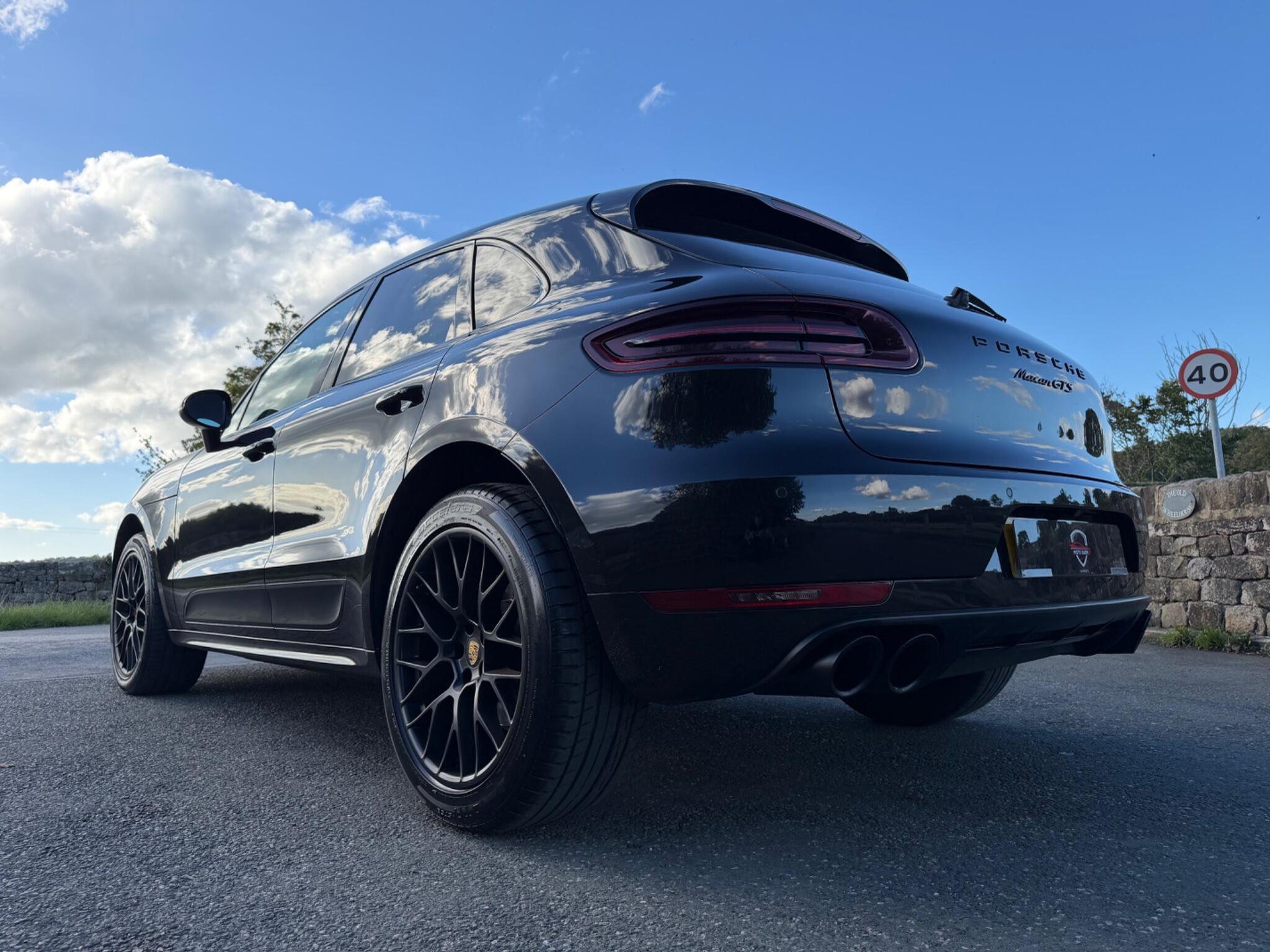 Porsche Macan - Image 5