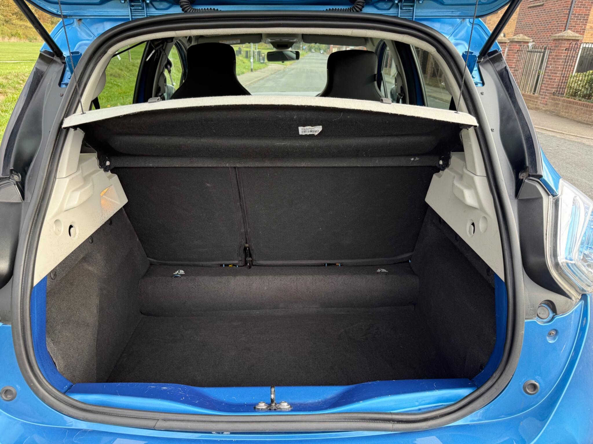 Renault Zoe - Image 14