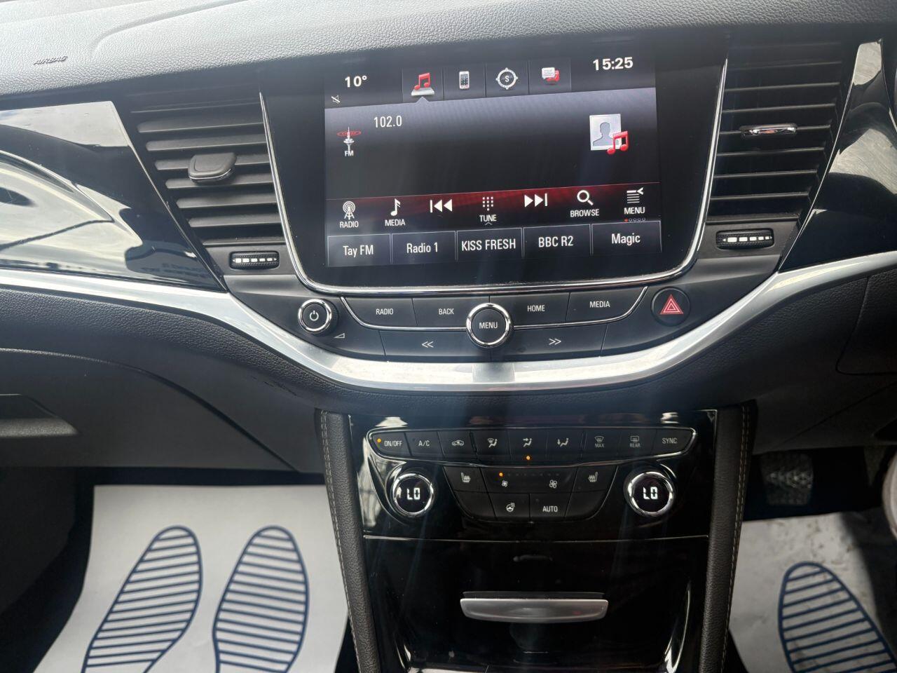 Vauxhall Astra - Image 13