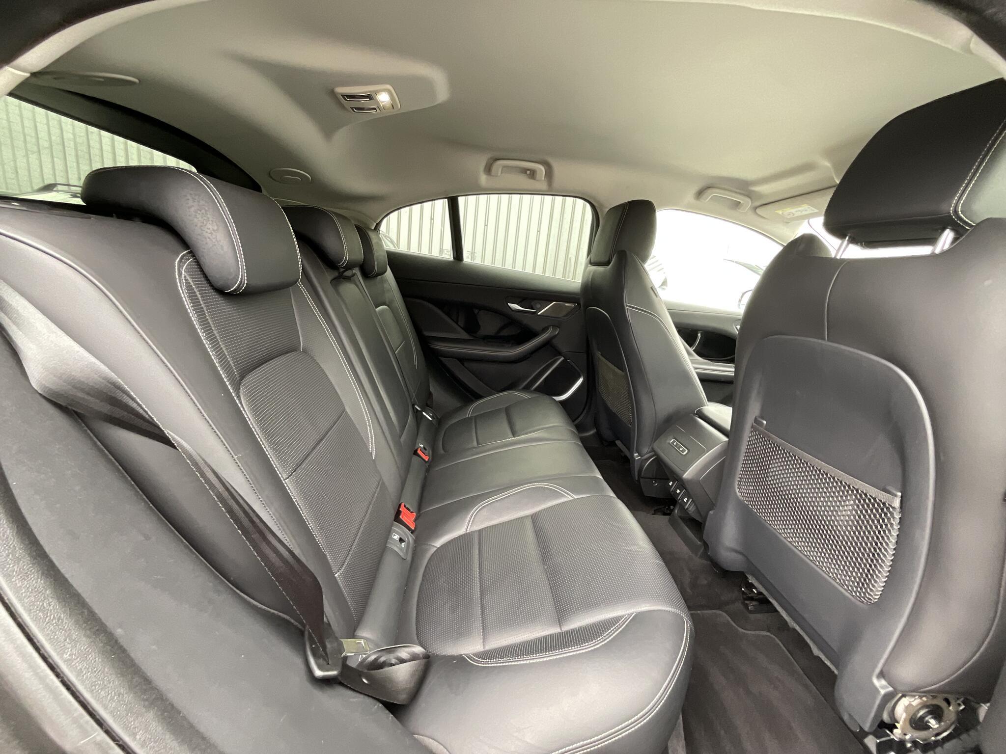 Jaguar I-Pace - Image 12