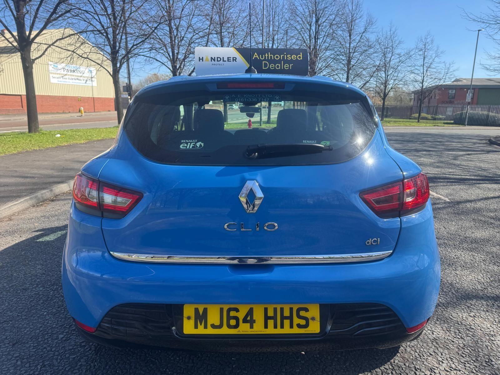 Renault Clio - Image 8