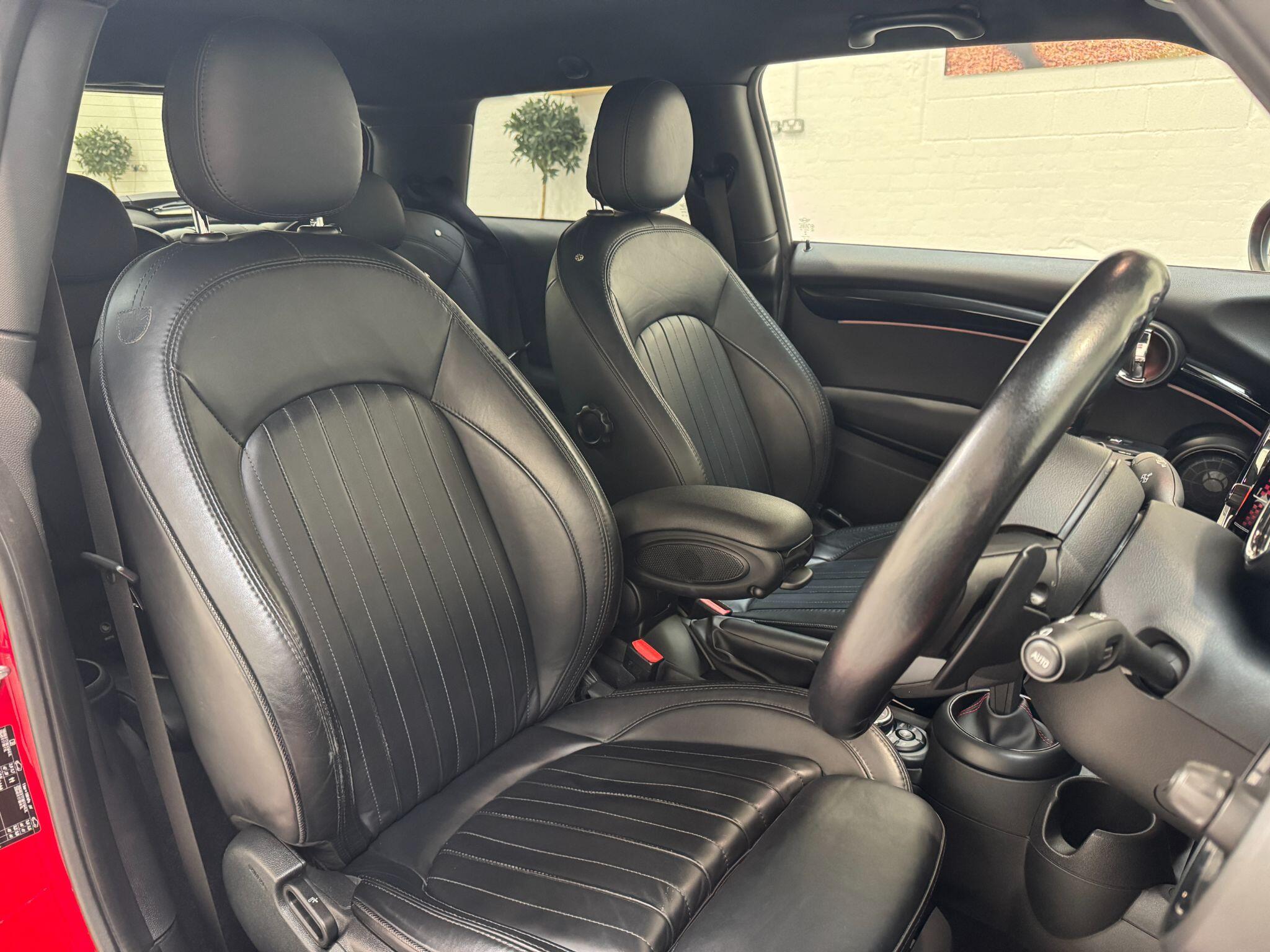 MINI Hatch - Image 17