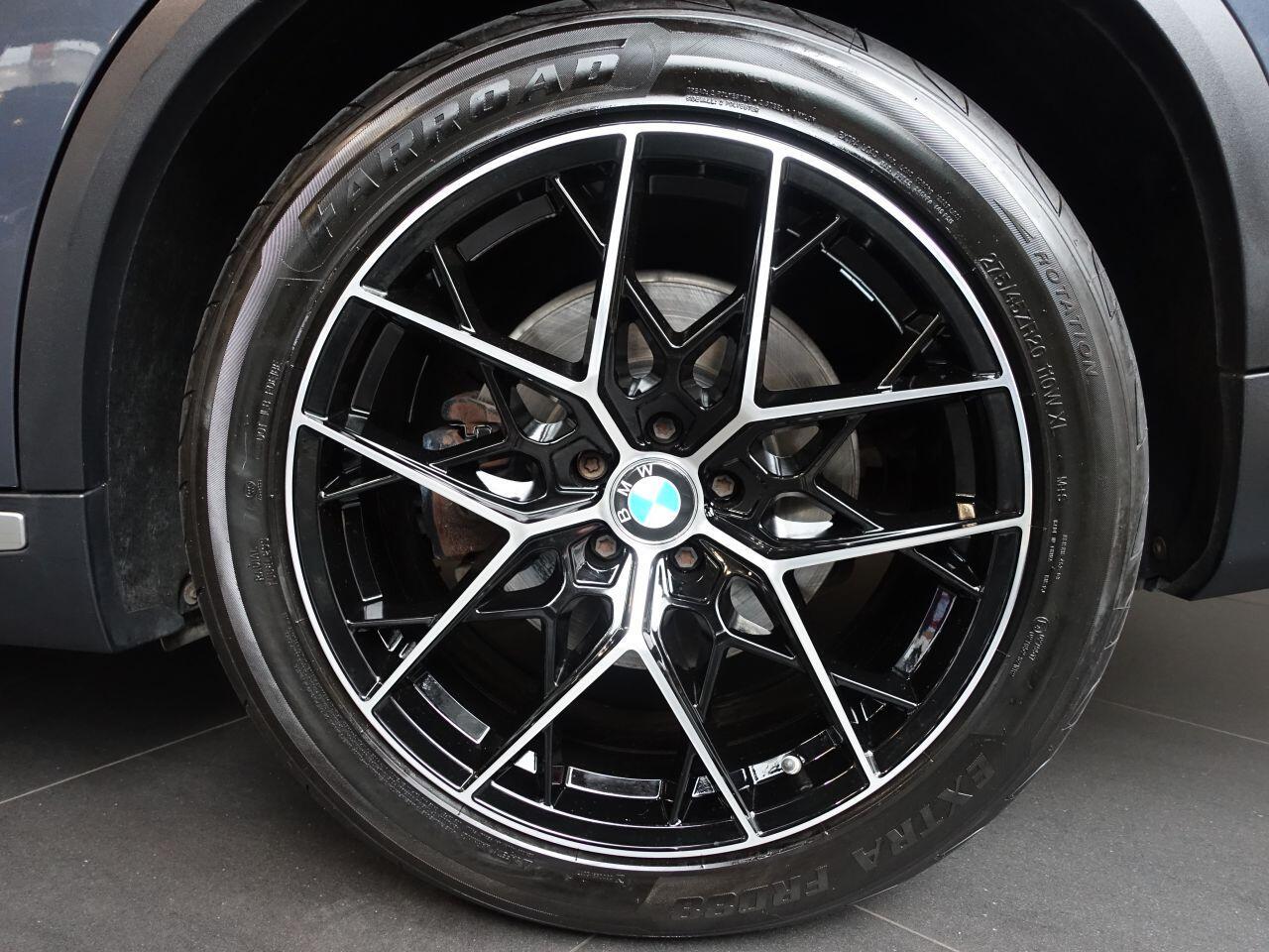 BMW X5 - Image 14