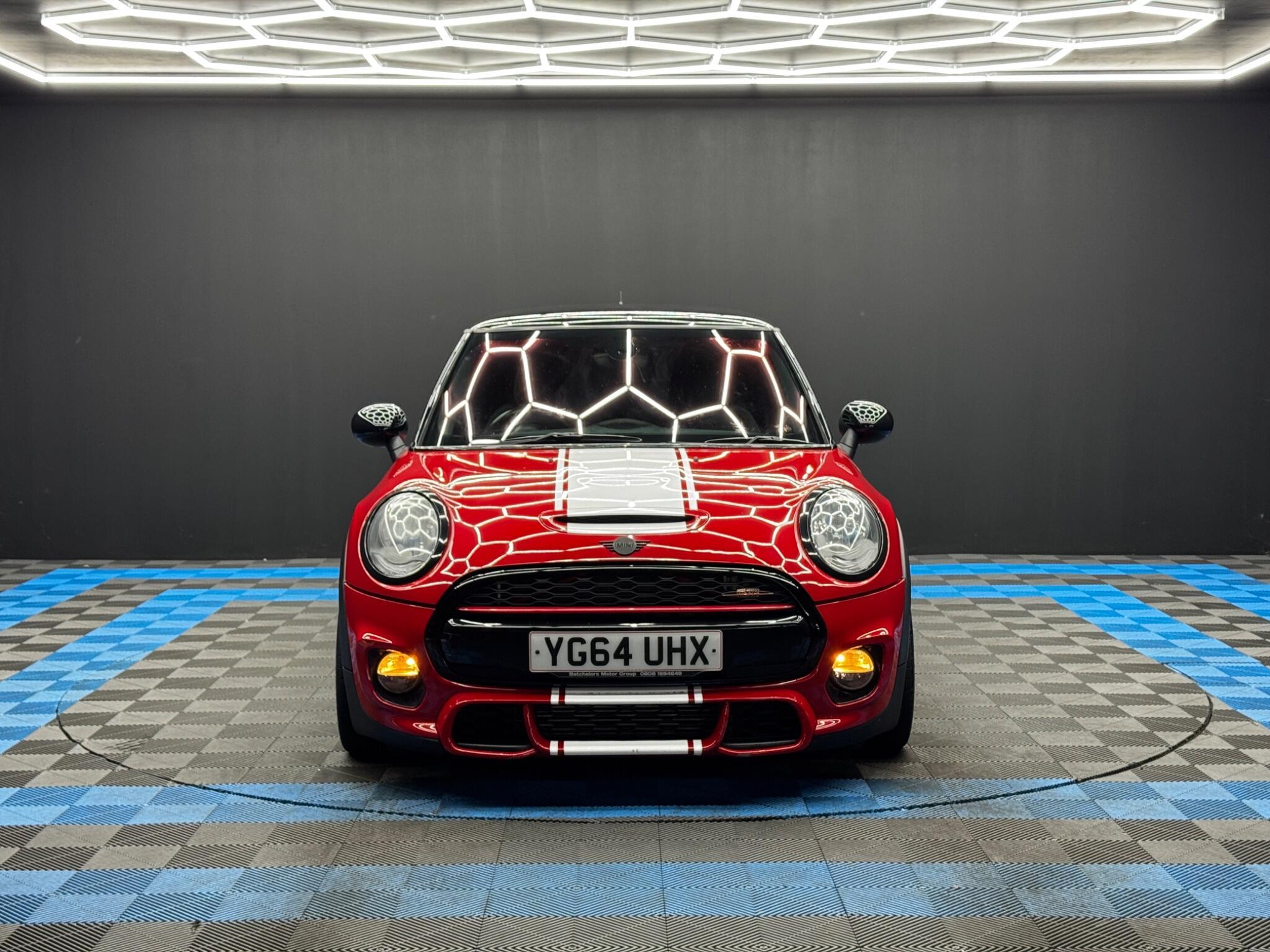 MINI Hatch - Image 2