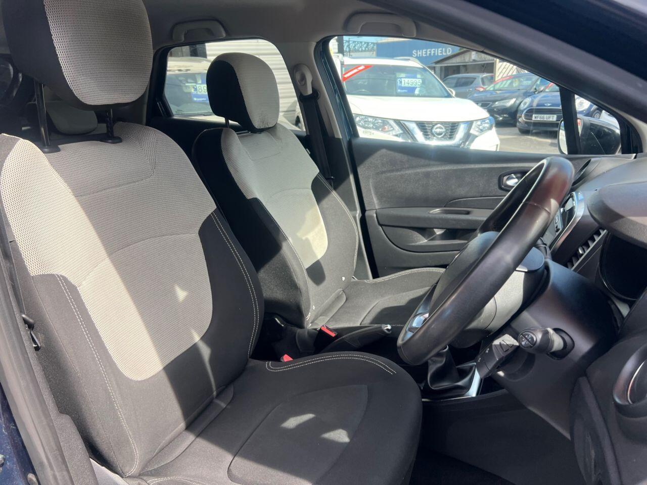 Renault Captur - Image 16