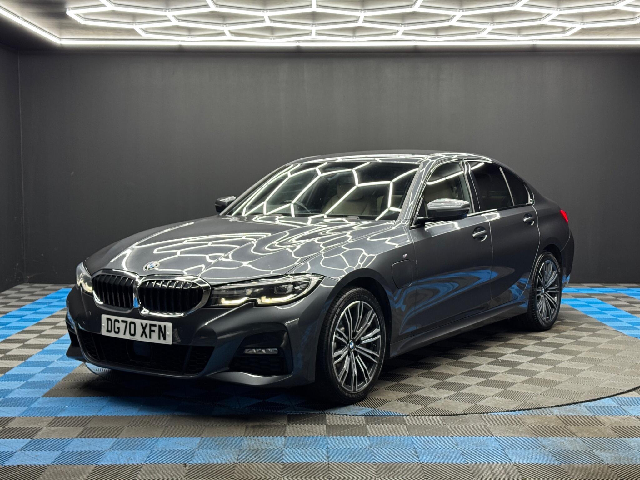 BMW 3 Series - Image 3