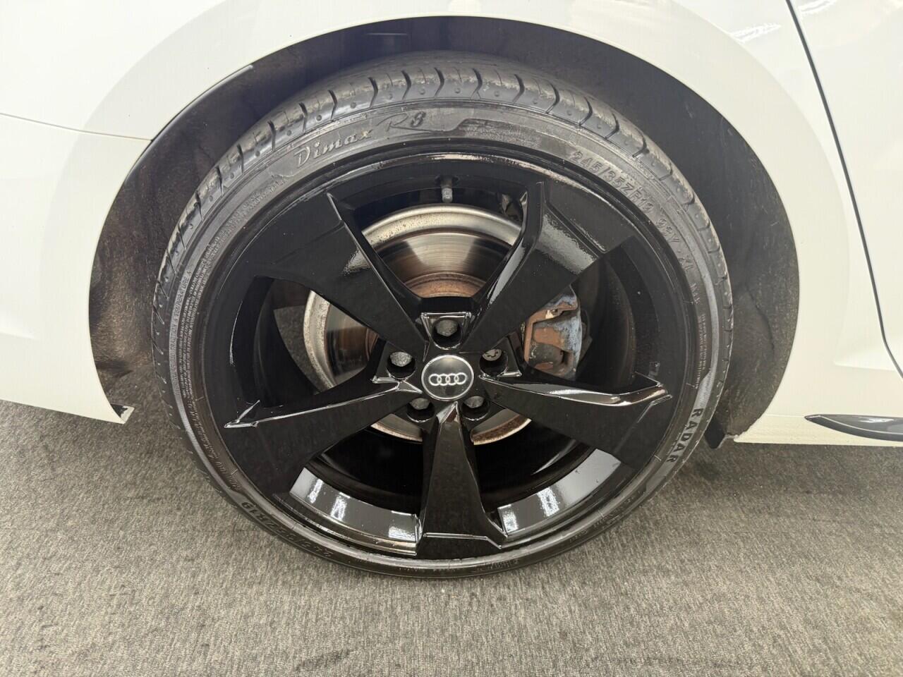 Audi A4 - Image 12