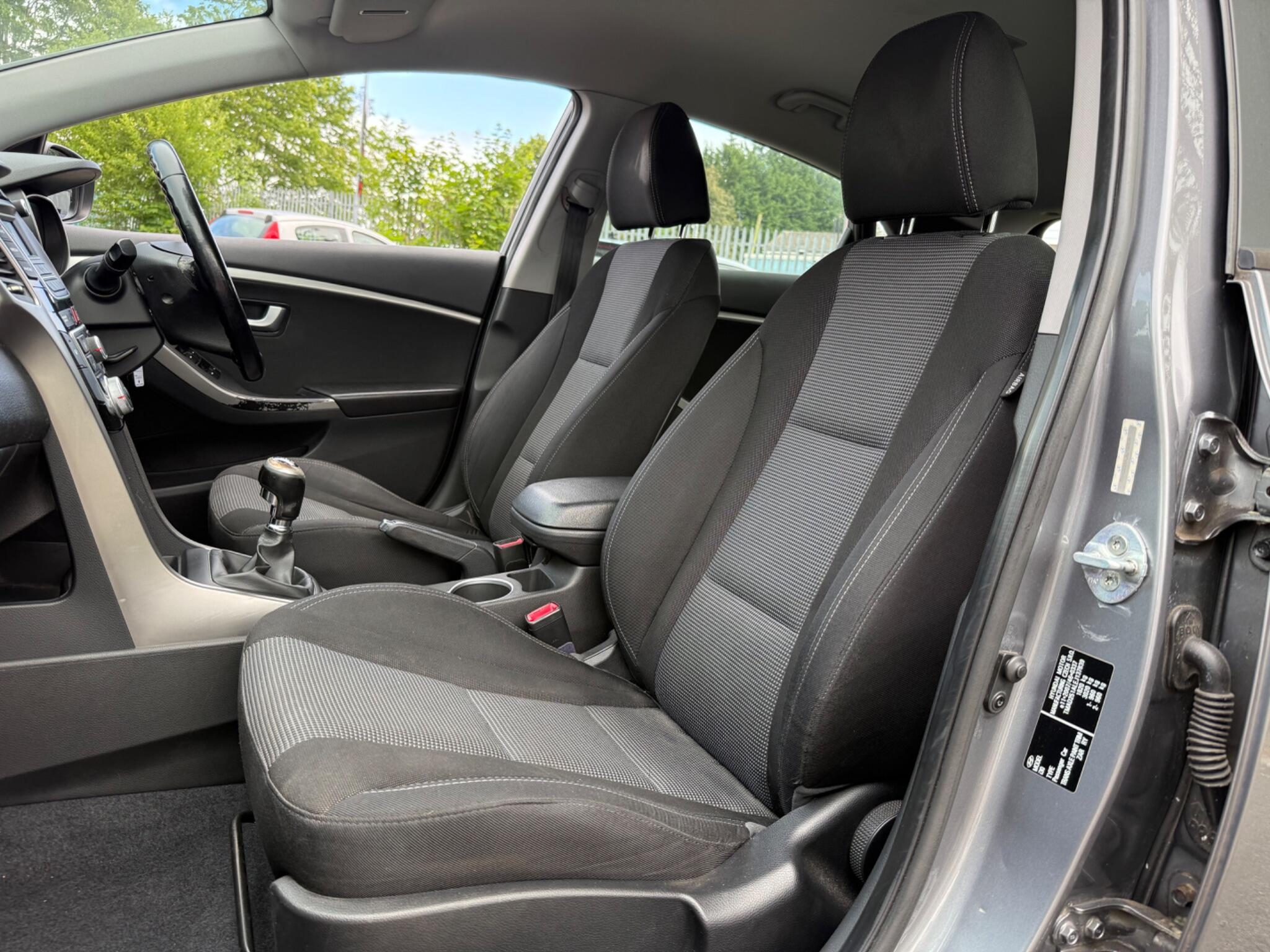 Hyundai i30 - Image 13