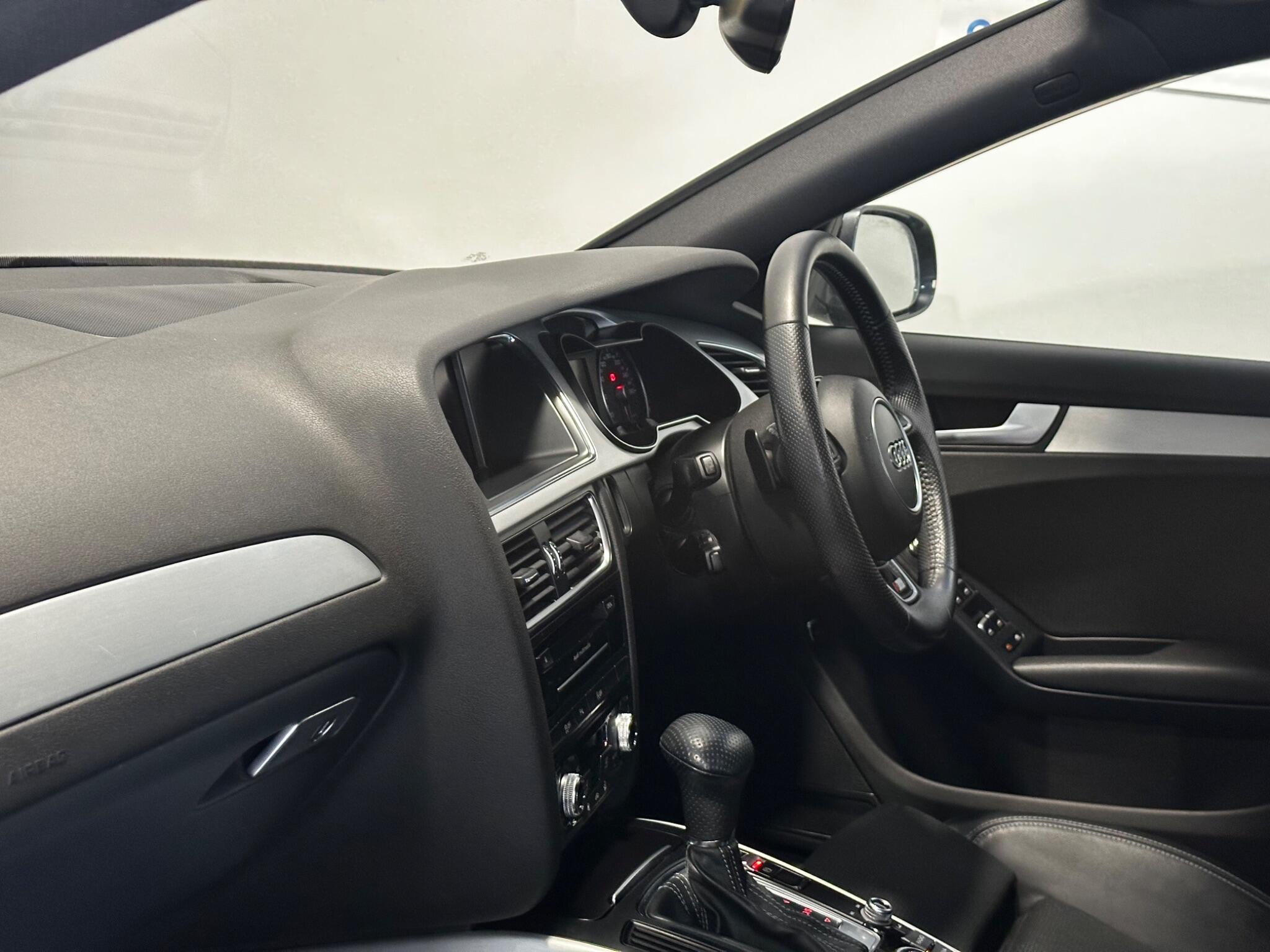 Audi A4 Avant - Image 23