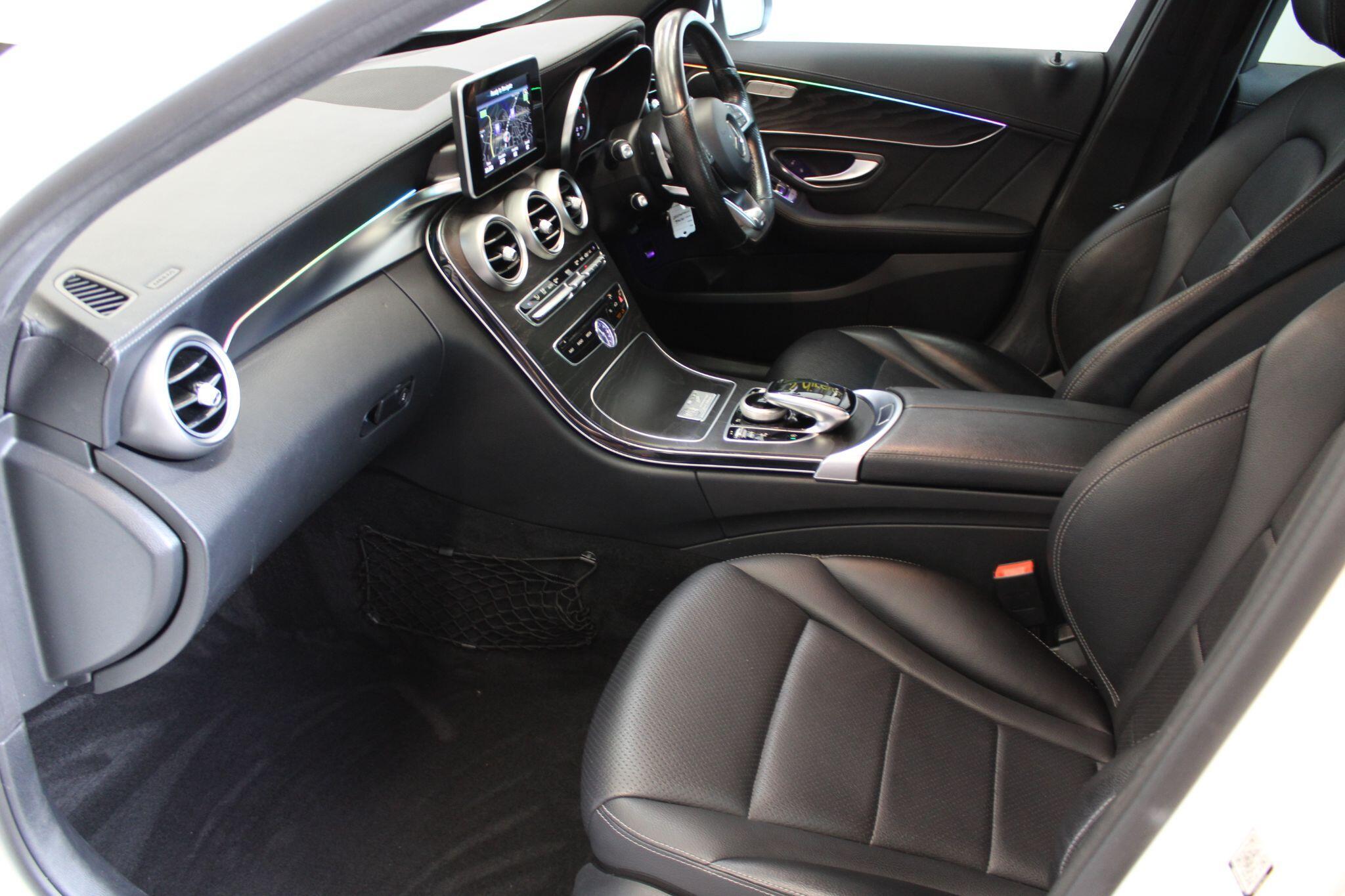 Mercedes C Class - Image 32
