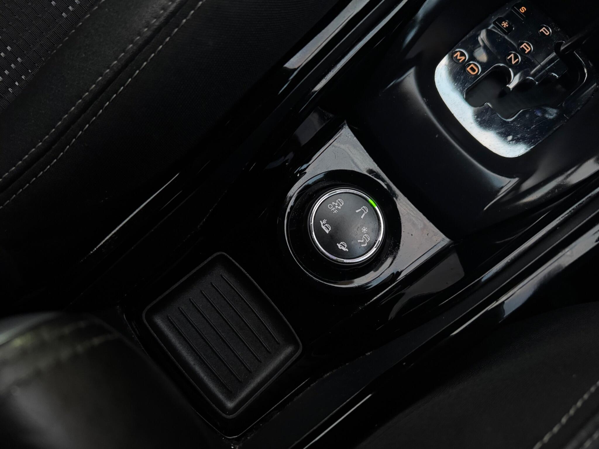 Peugeot 2008 - Image 33