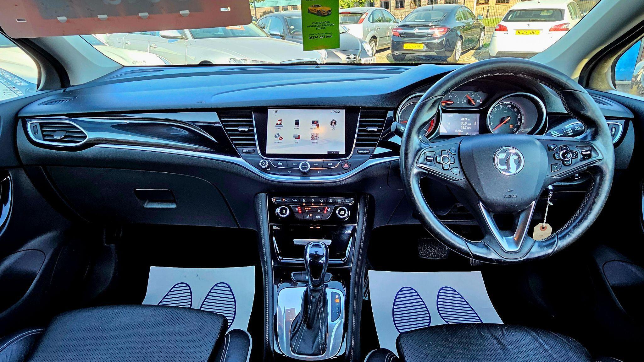 Vauxhall Astra - Image 17