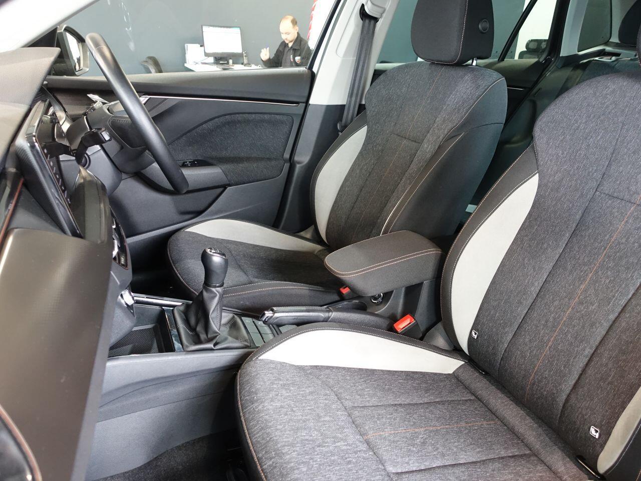 Skoda Kamiq - Image 12