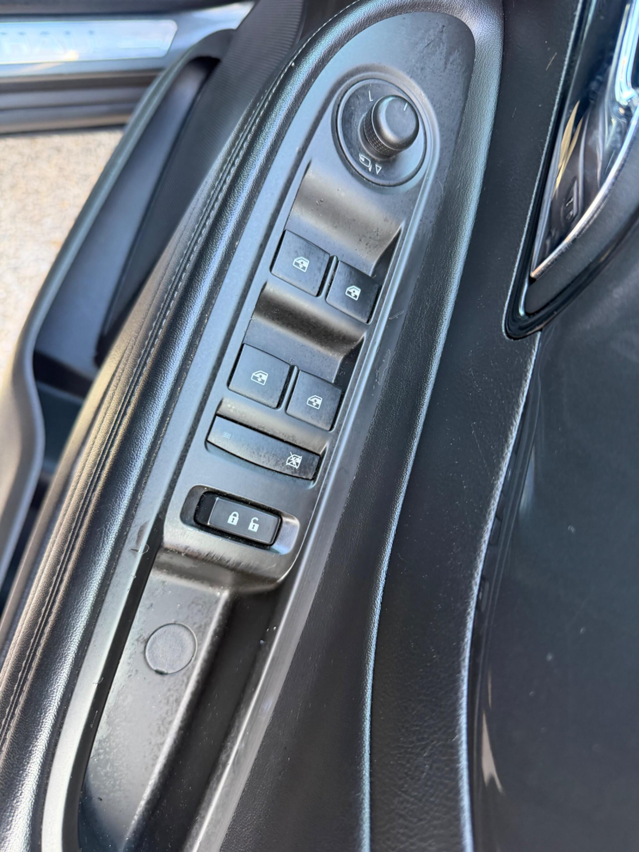 Vauxhall Mokka X - Image 14