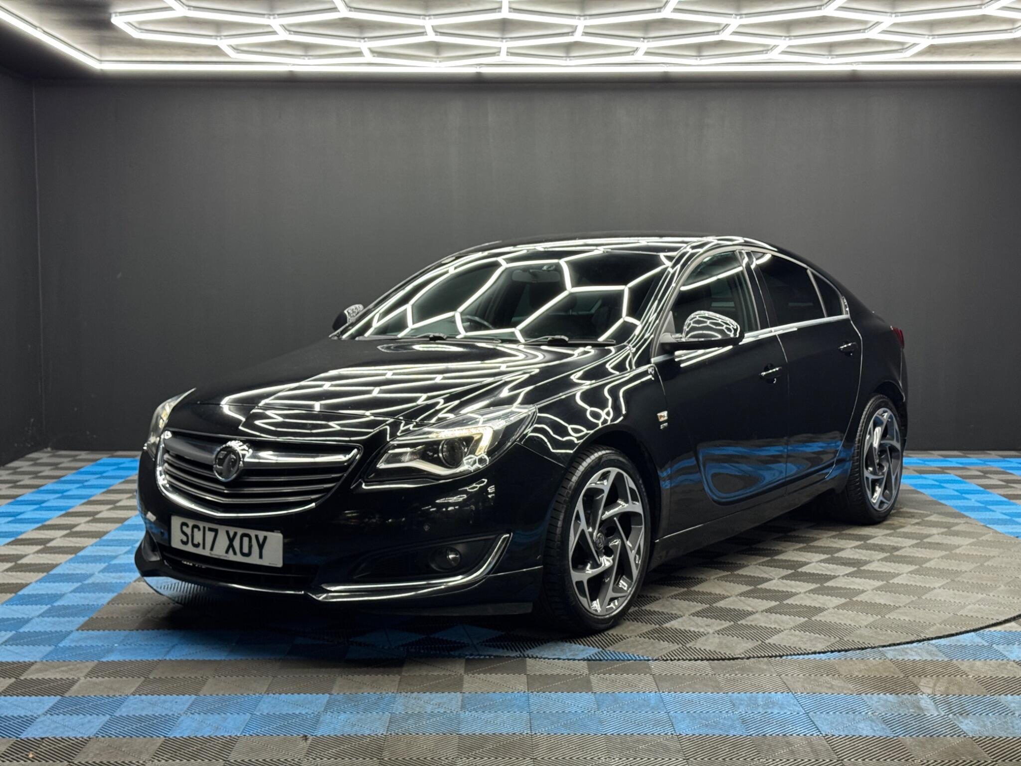 Vauxhall Insignia - Image 3