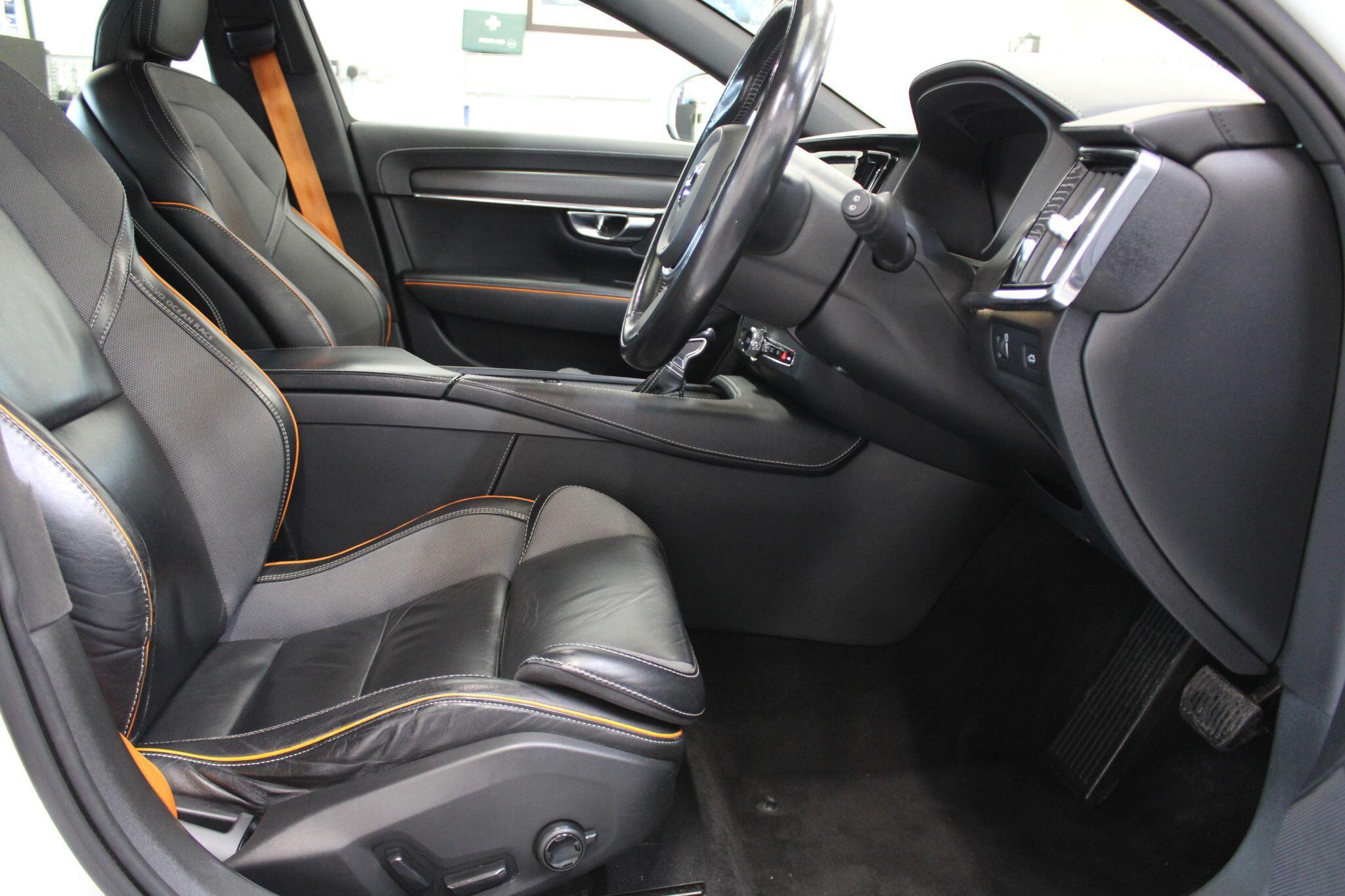 Volvo V90 CROSS COUNTRY - Image 51