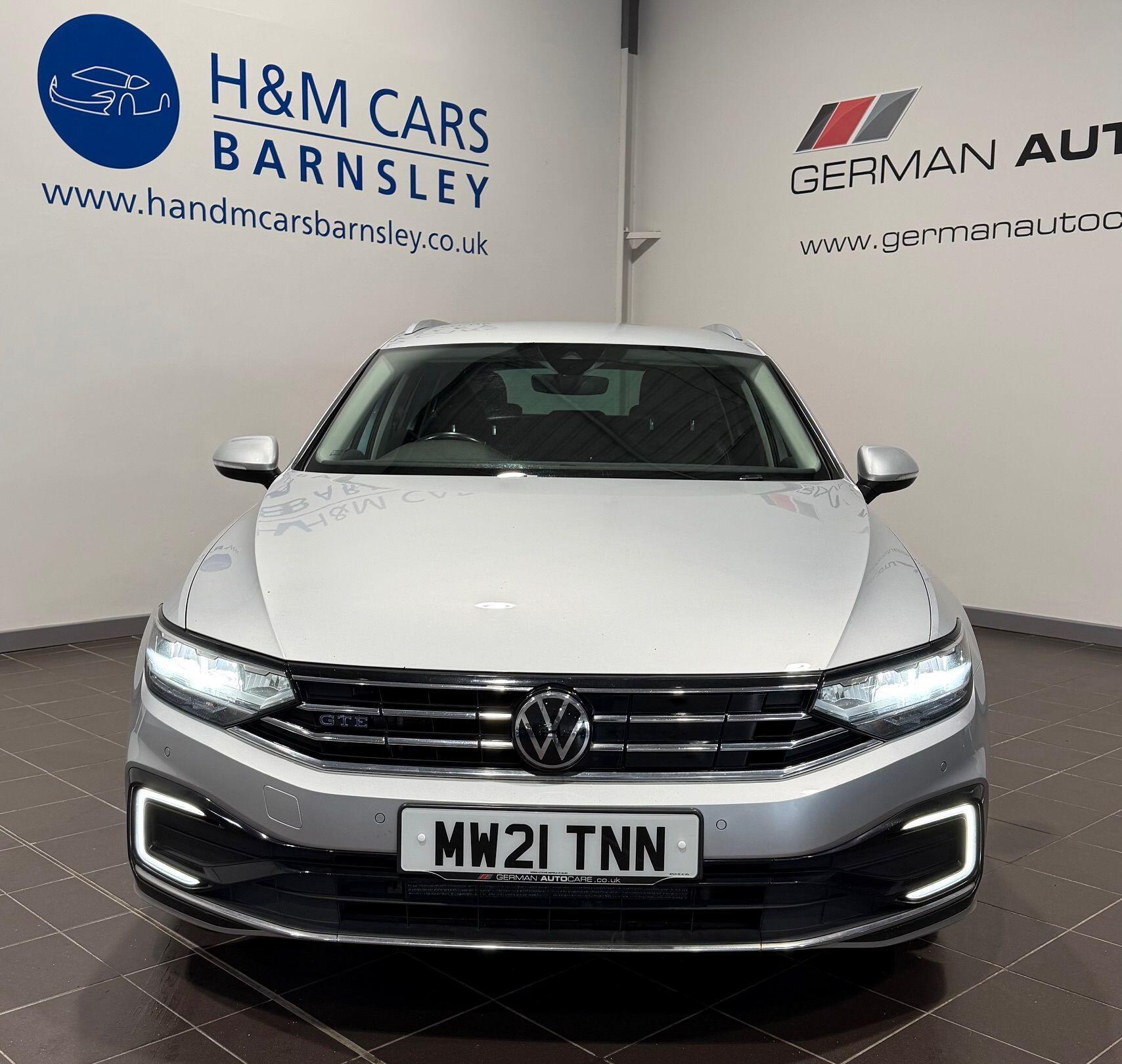 Volkswagen Passat - Image 2