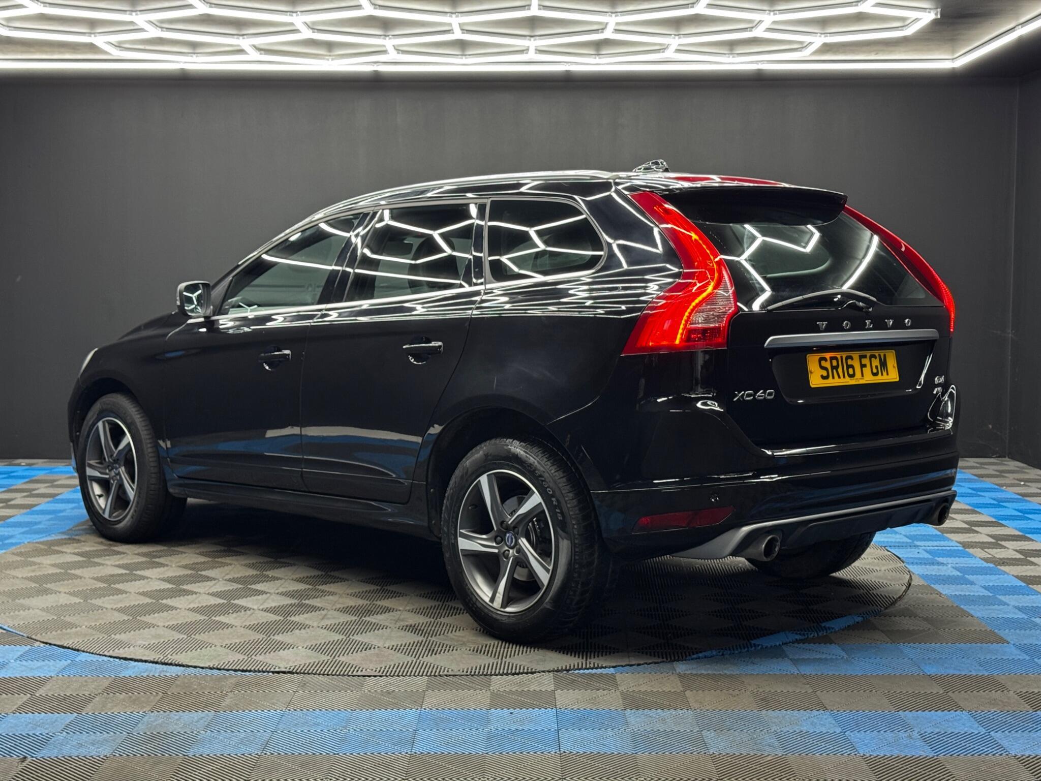 Volvo XC60 - Image 7