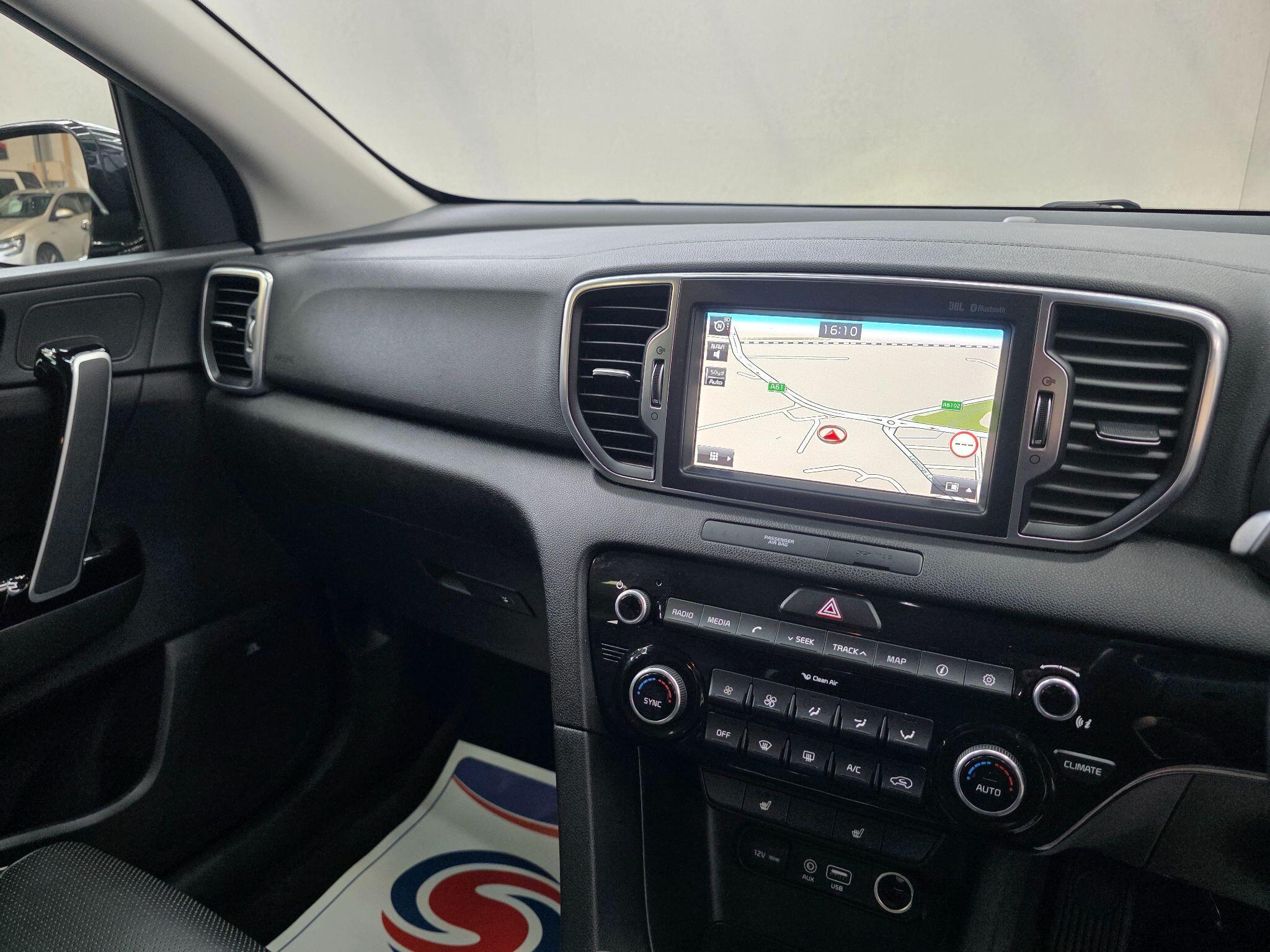 Kia Sportage - Image 17