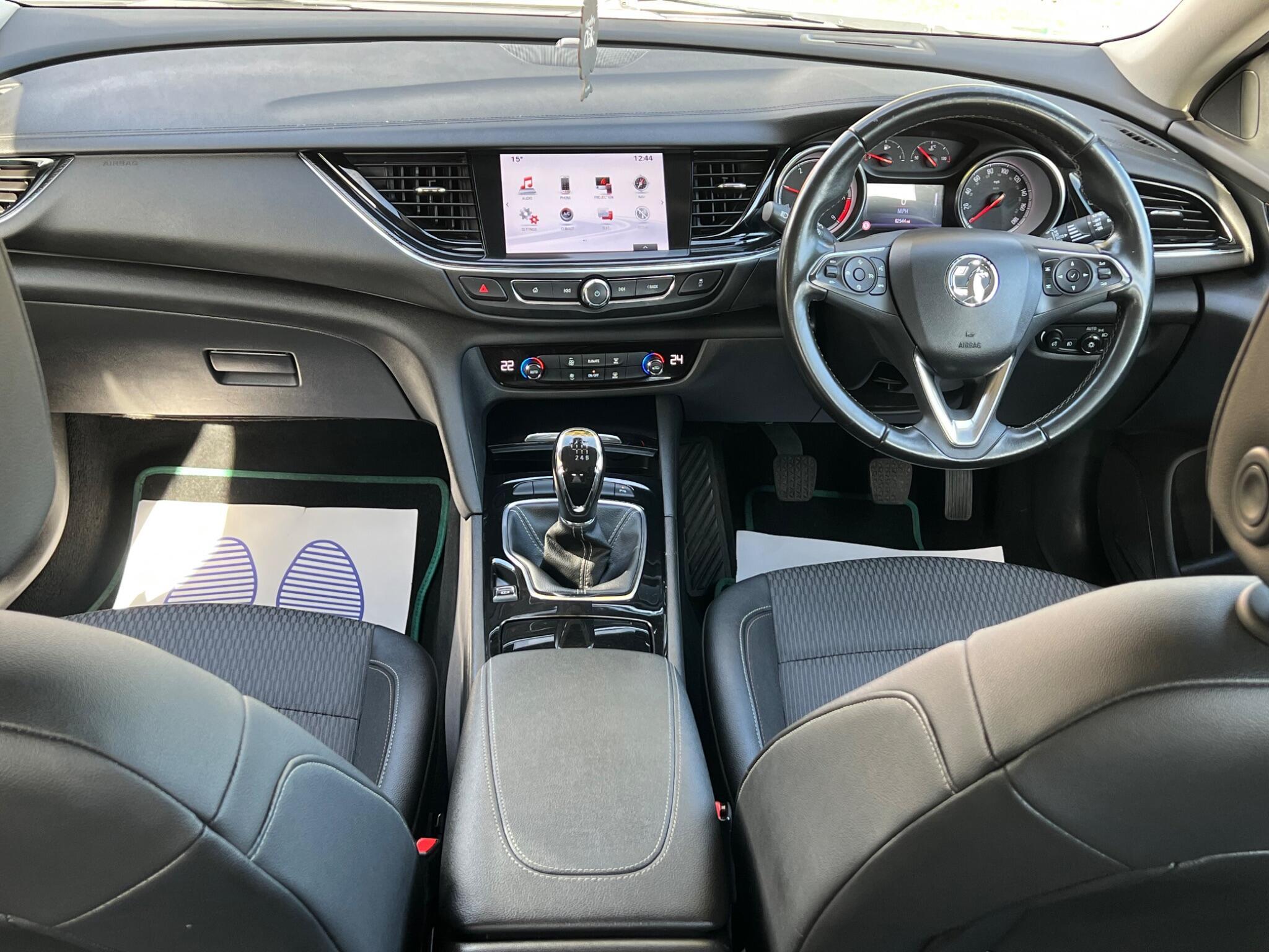 Vauxhall Insignia - Image 15