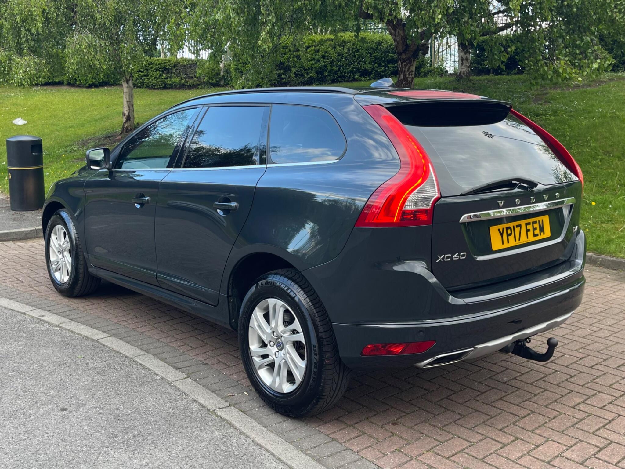 Volvo XC60 - Image 11