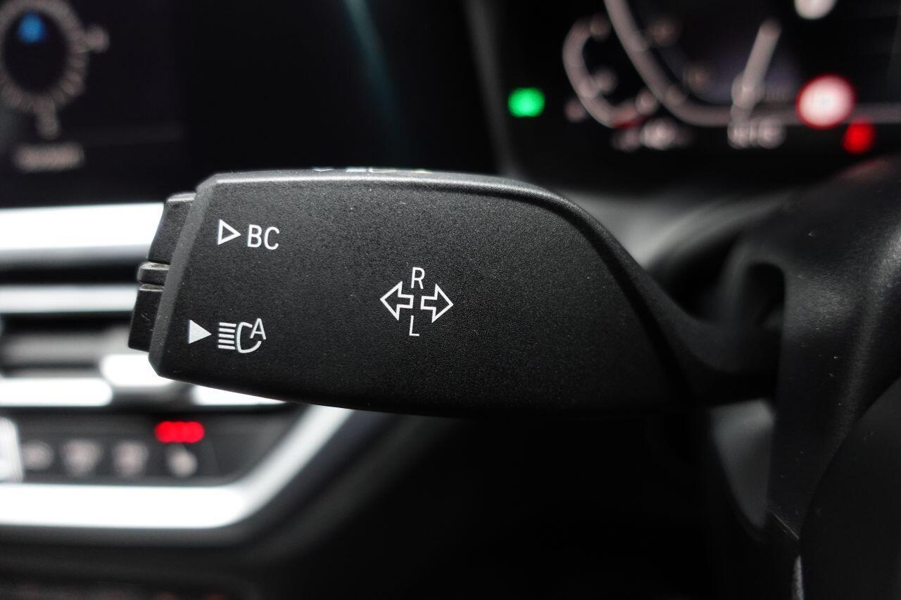 BMW 3 Series - Image 39