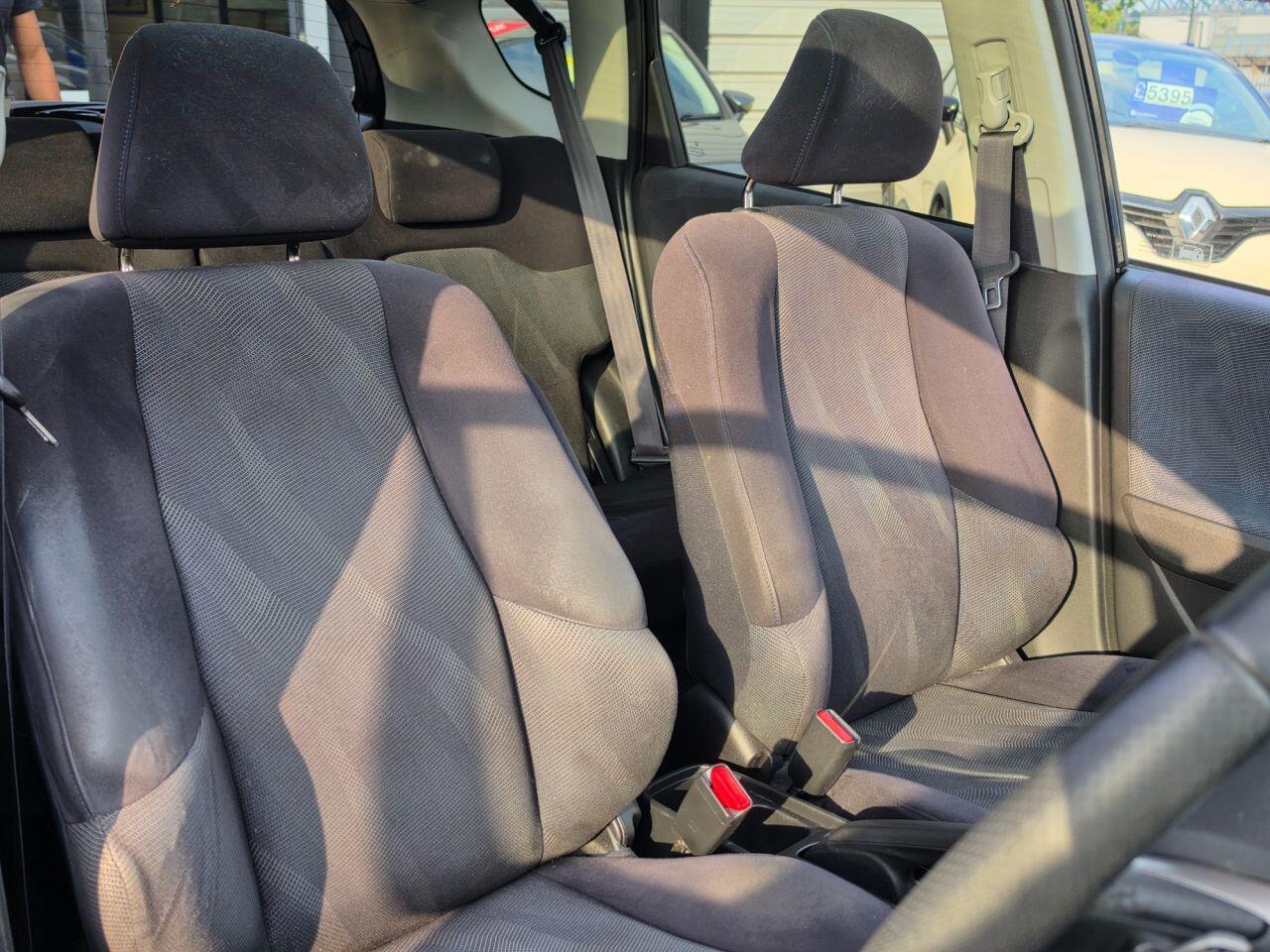 Honda Jazz - Image 4