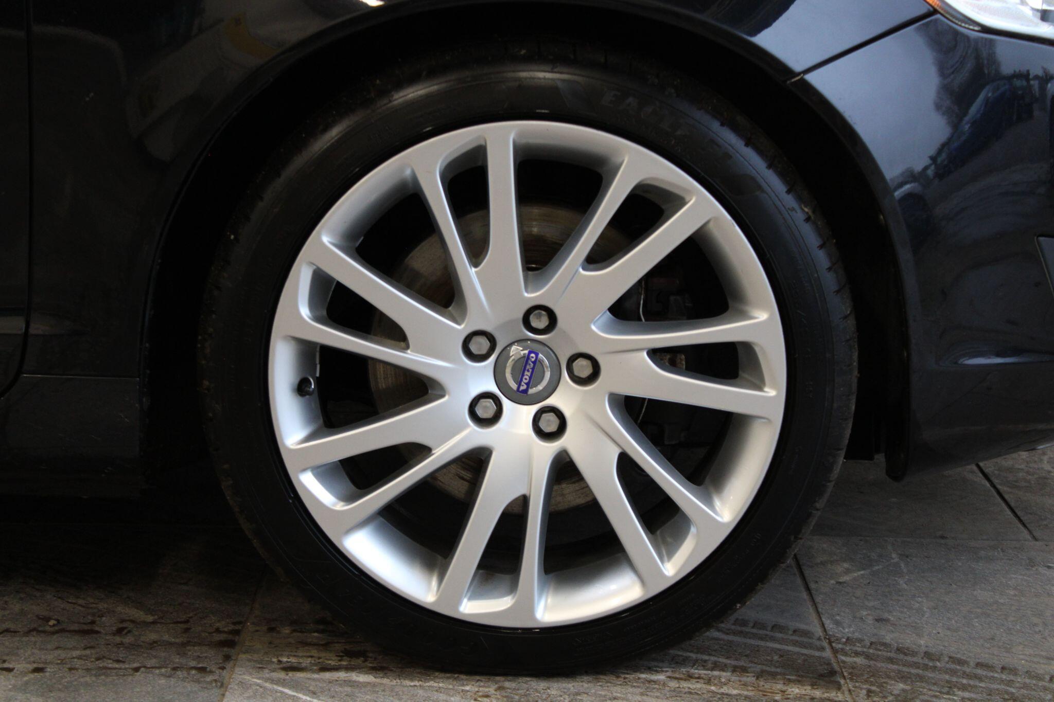 Volvo C70 - Image 9