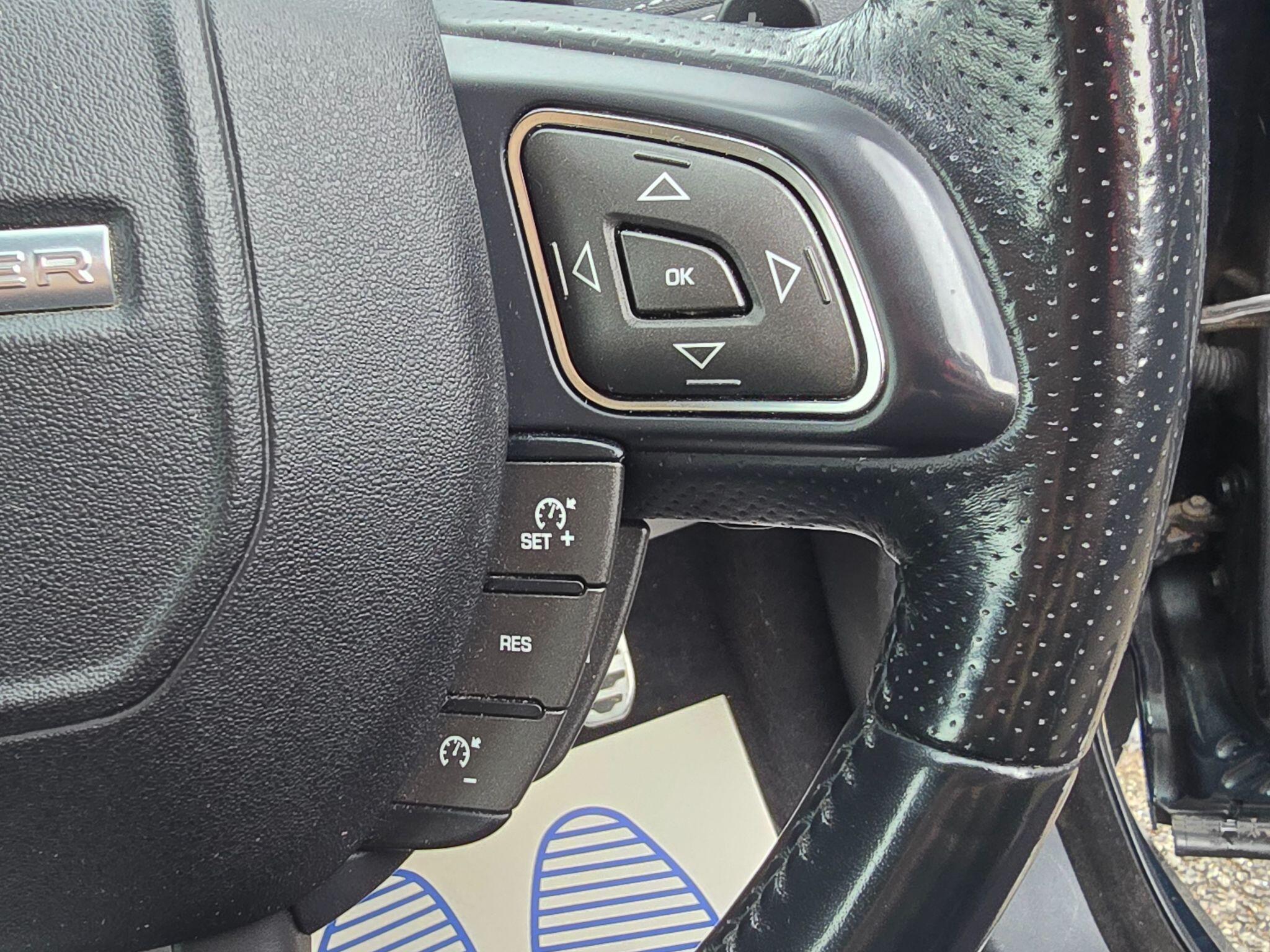 Land Rover Range Rover Evoque - Image 26