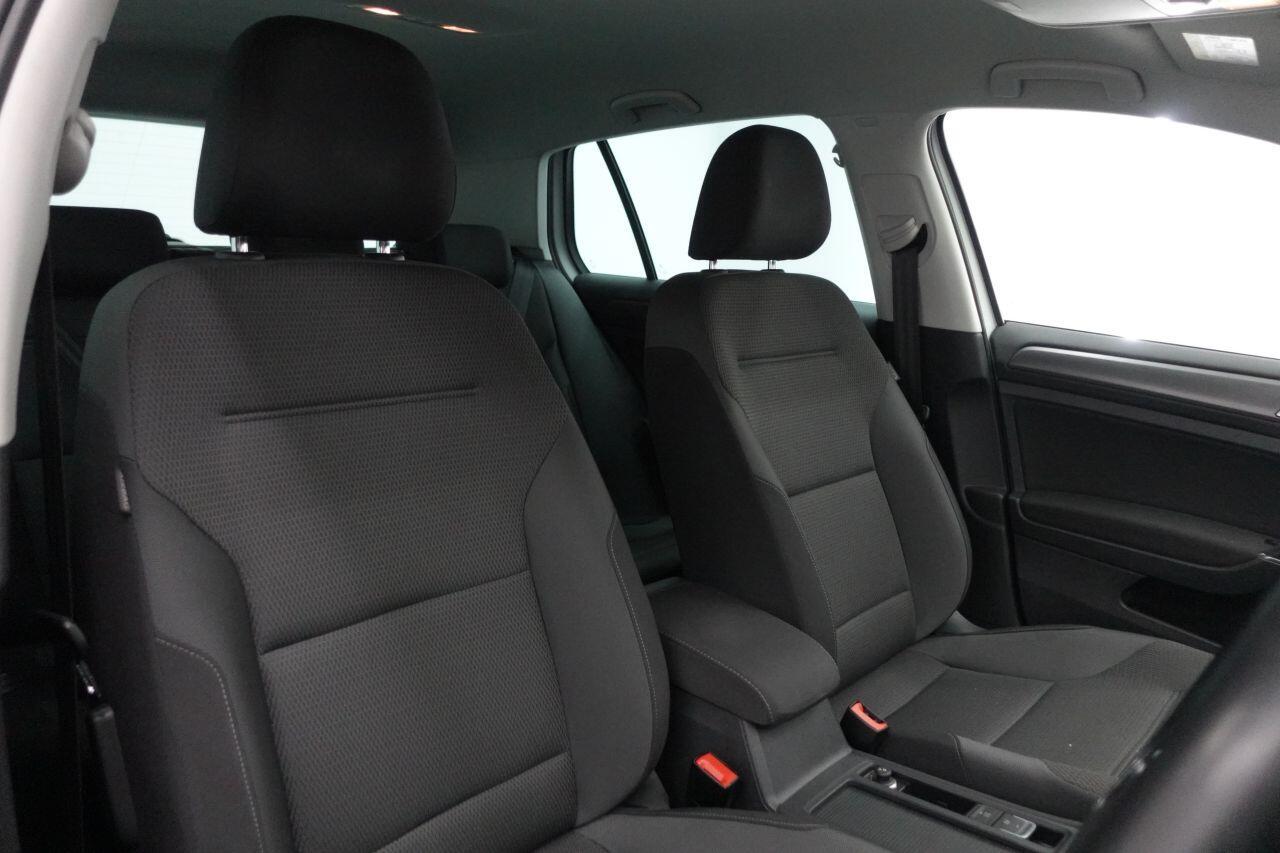Volkswagen Golf - Image 3