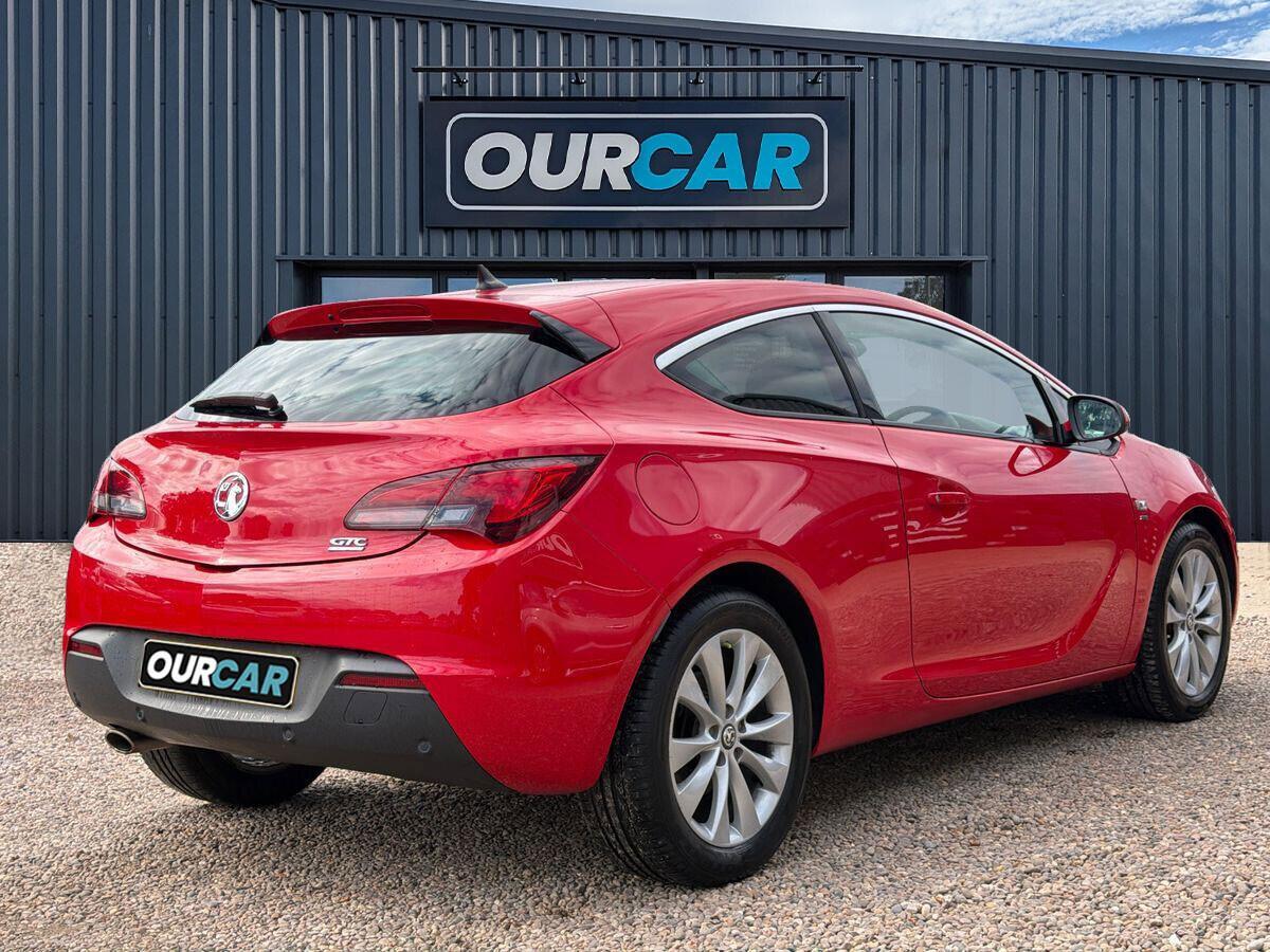 Vauxhall Astra GTC - Image 3