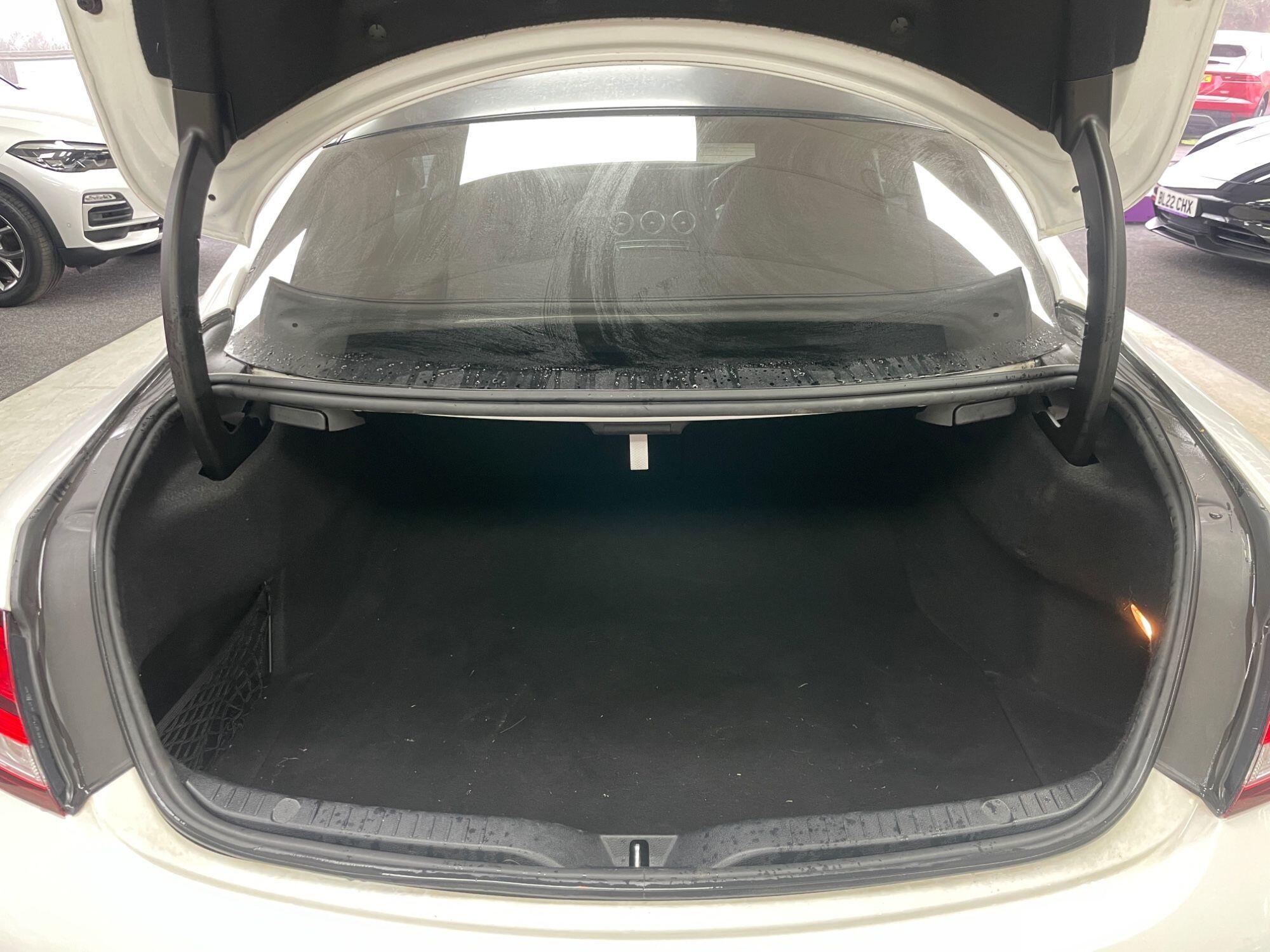 Mercedes C-Class - Image 10