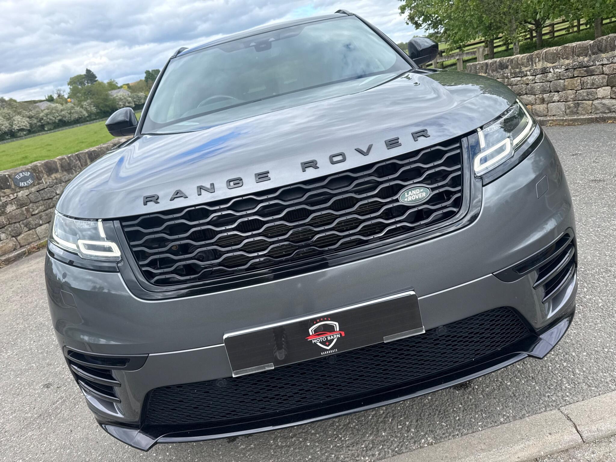 Land Rover Range Rover Velar - Image 23