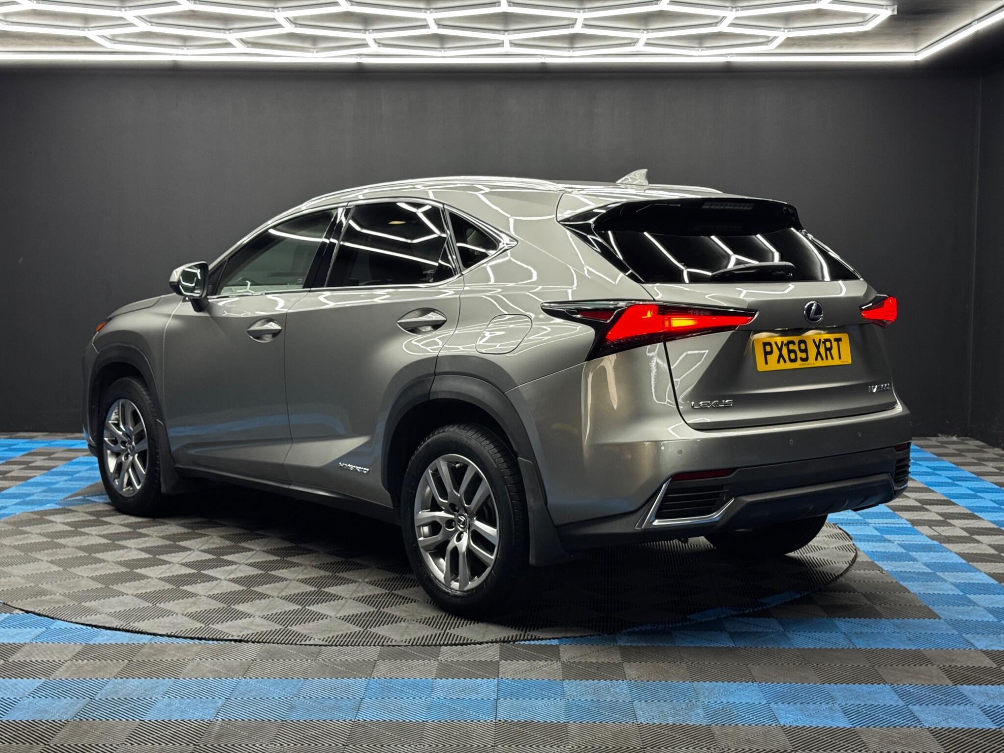 Lexus NX - Image 7