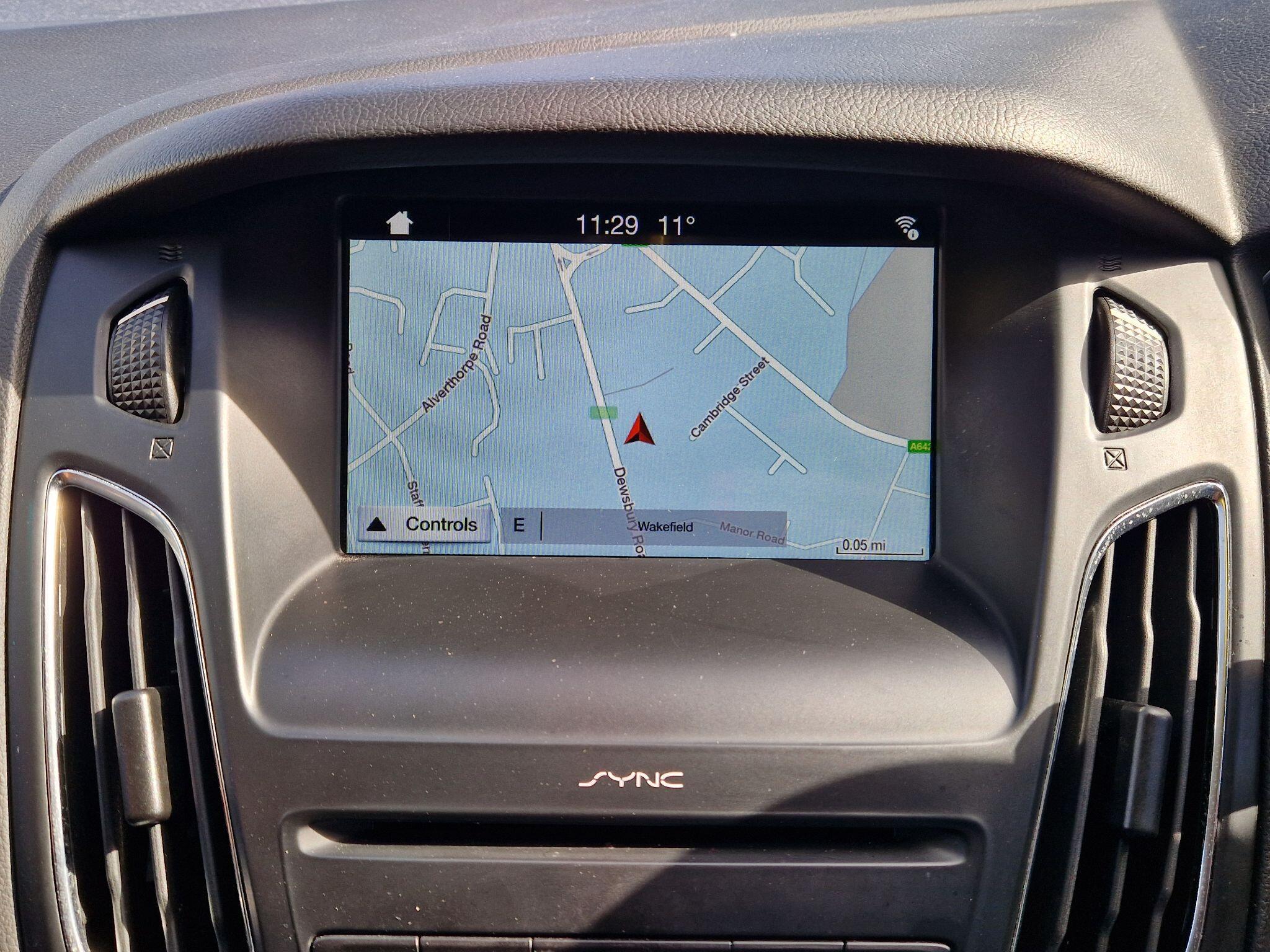 Ford Focus - Image 28