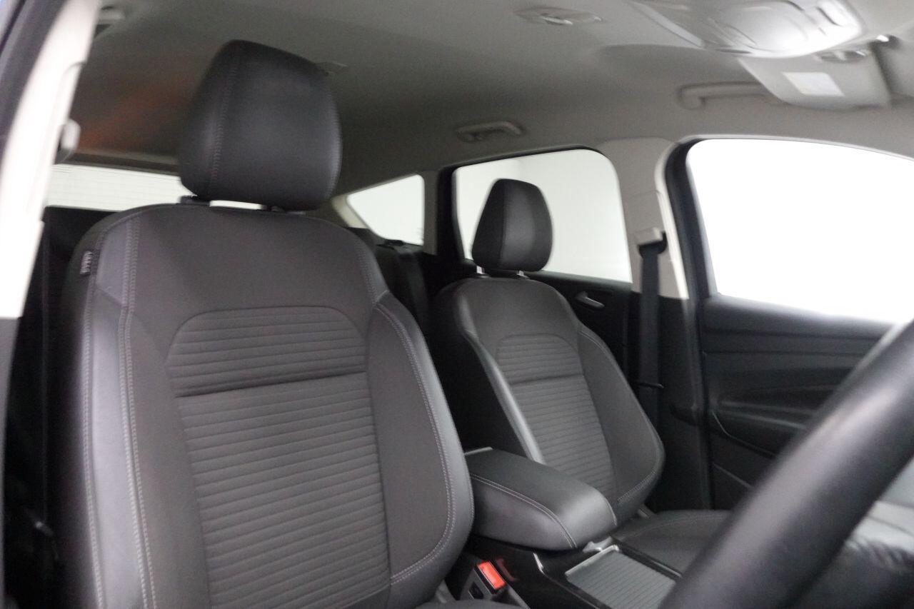 Ford Kuga - Image 2