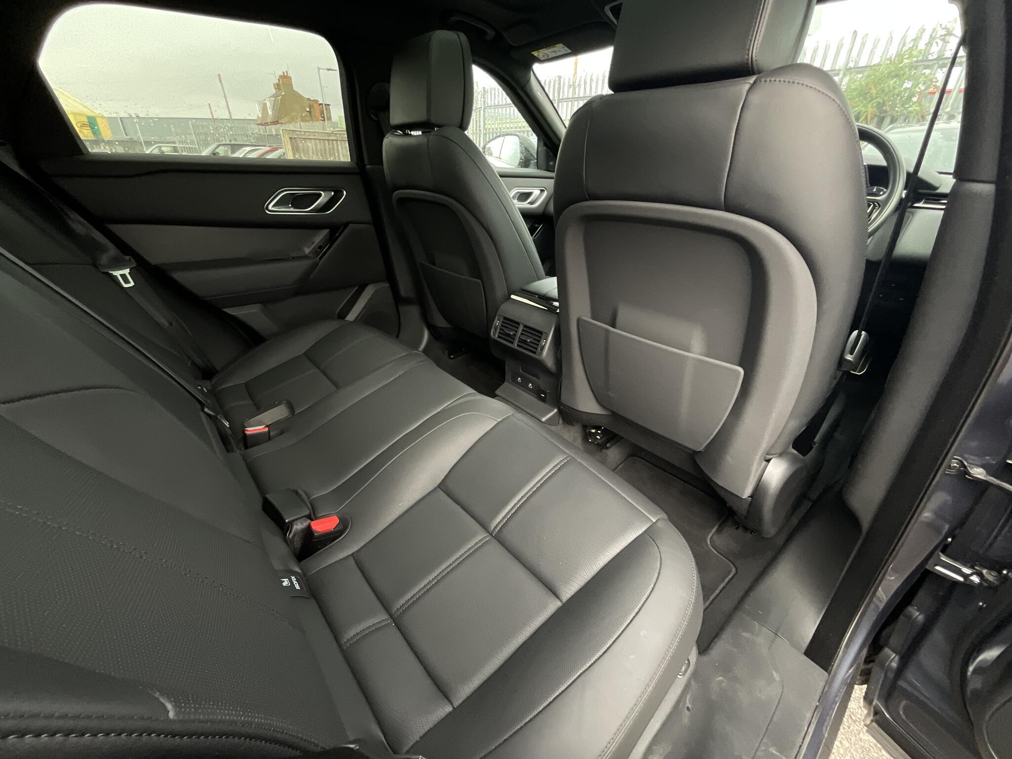 Land Rover Range Rover Velar - Image 10