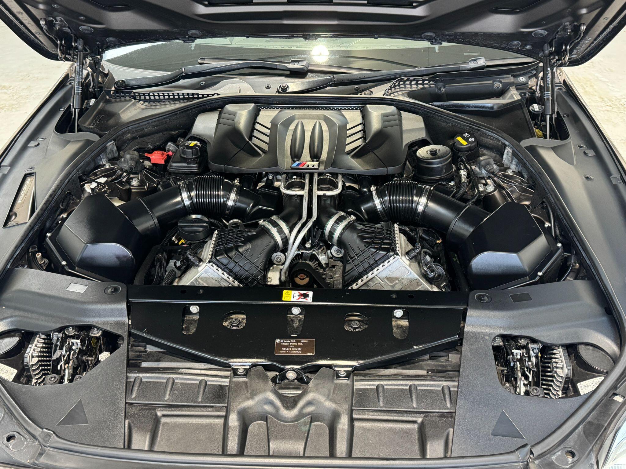 BMW M6 - Image 32