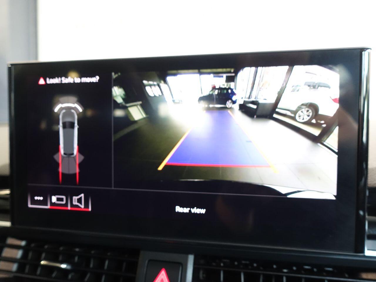 Audi A4 Avant - Image 30