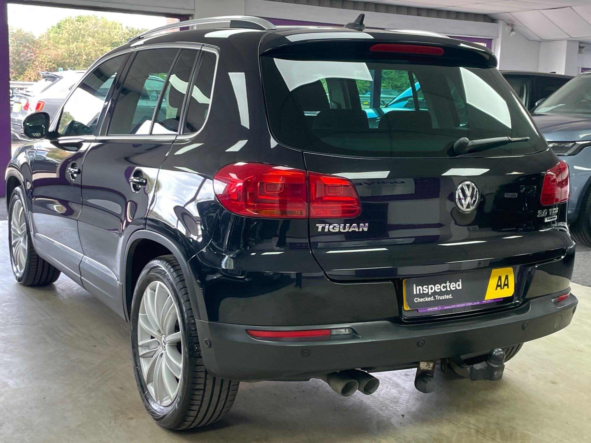 Volkswagen Tiguan - Image 8