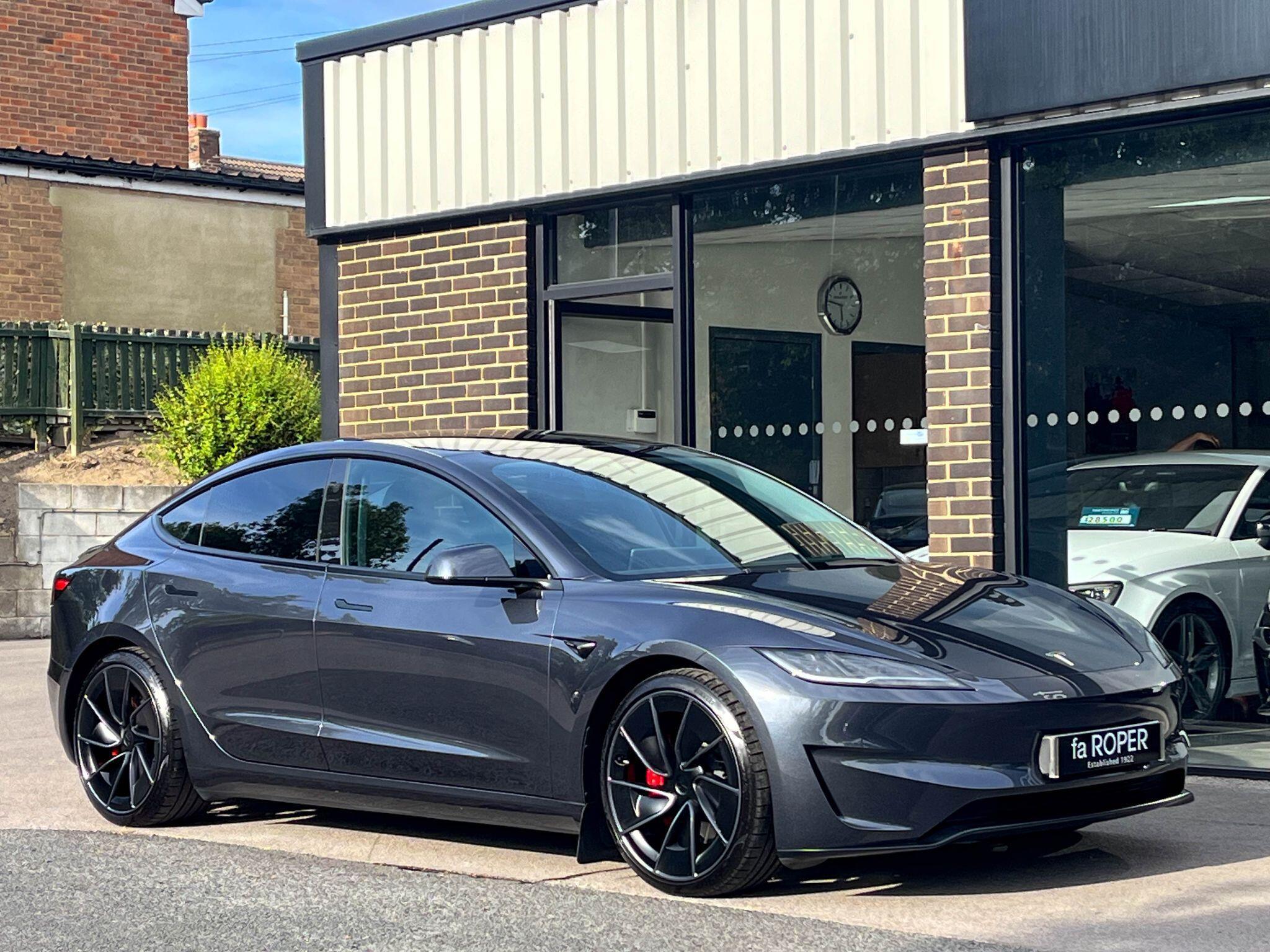 Tesla Model 3 - Image 17