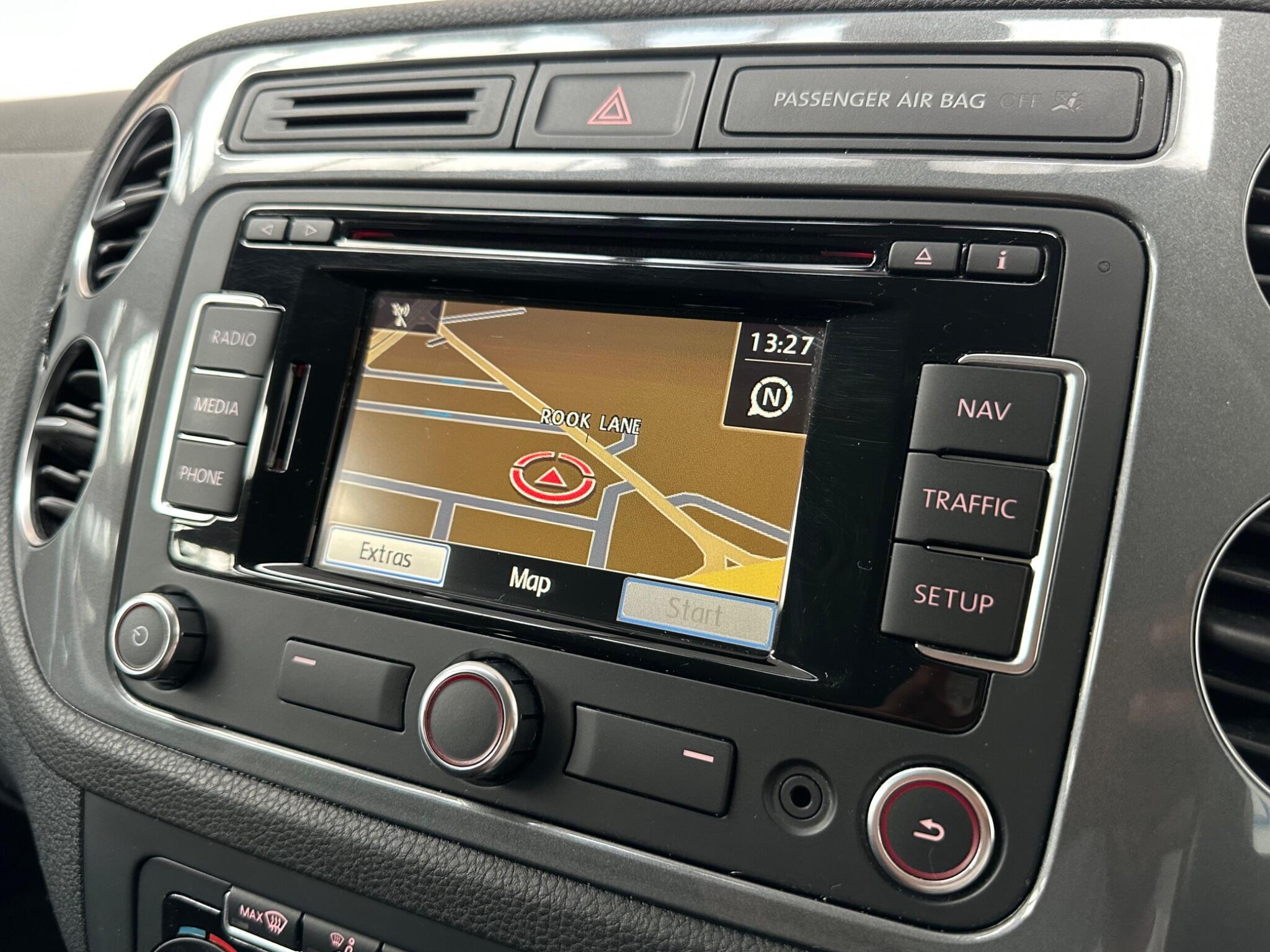 Volkswagen Tiguan - Image 15