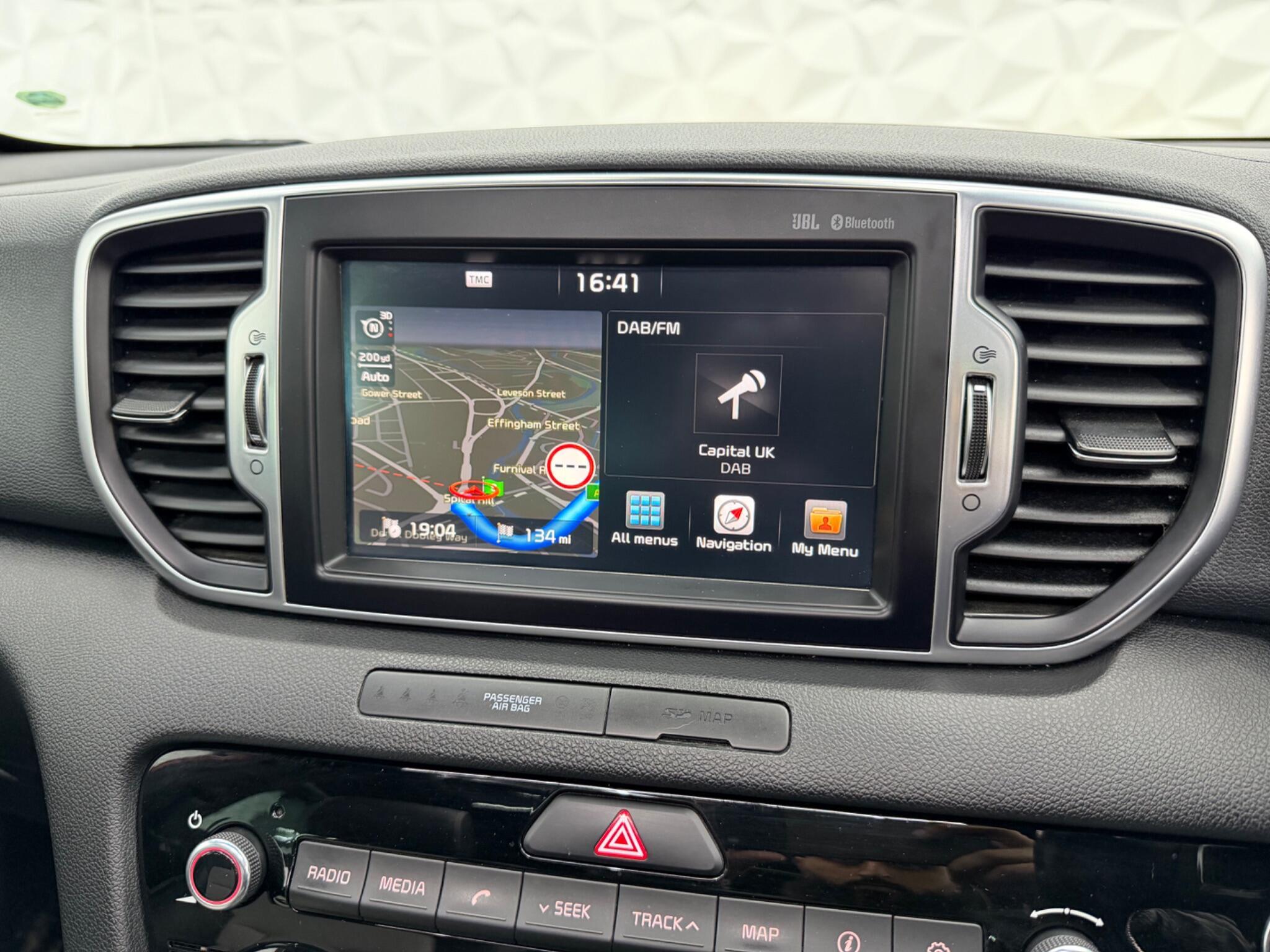 Kia Sportage - Image 28