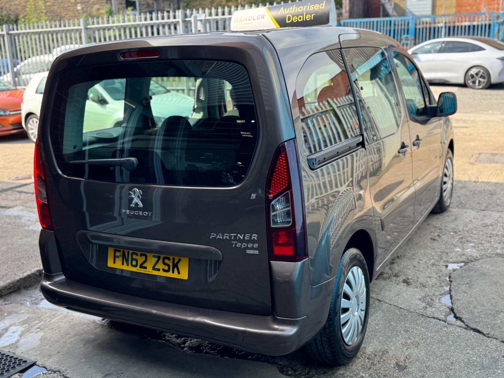 Peugeot Partner Tepee - Image 17