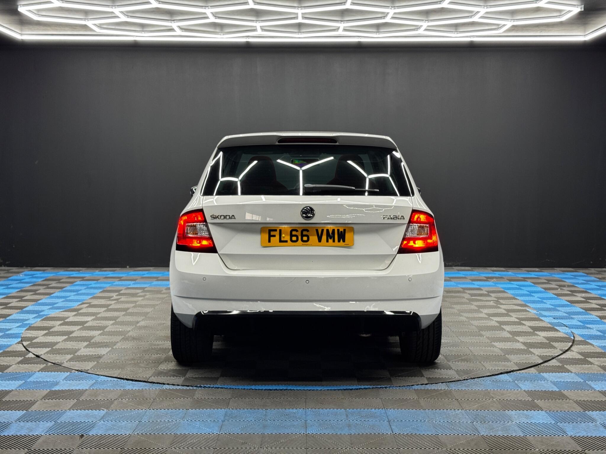Skoda Fabia - Image 6