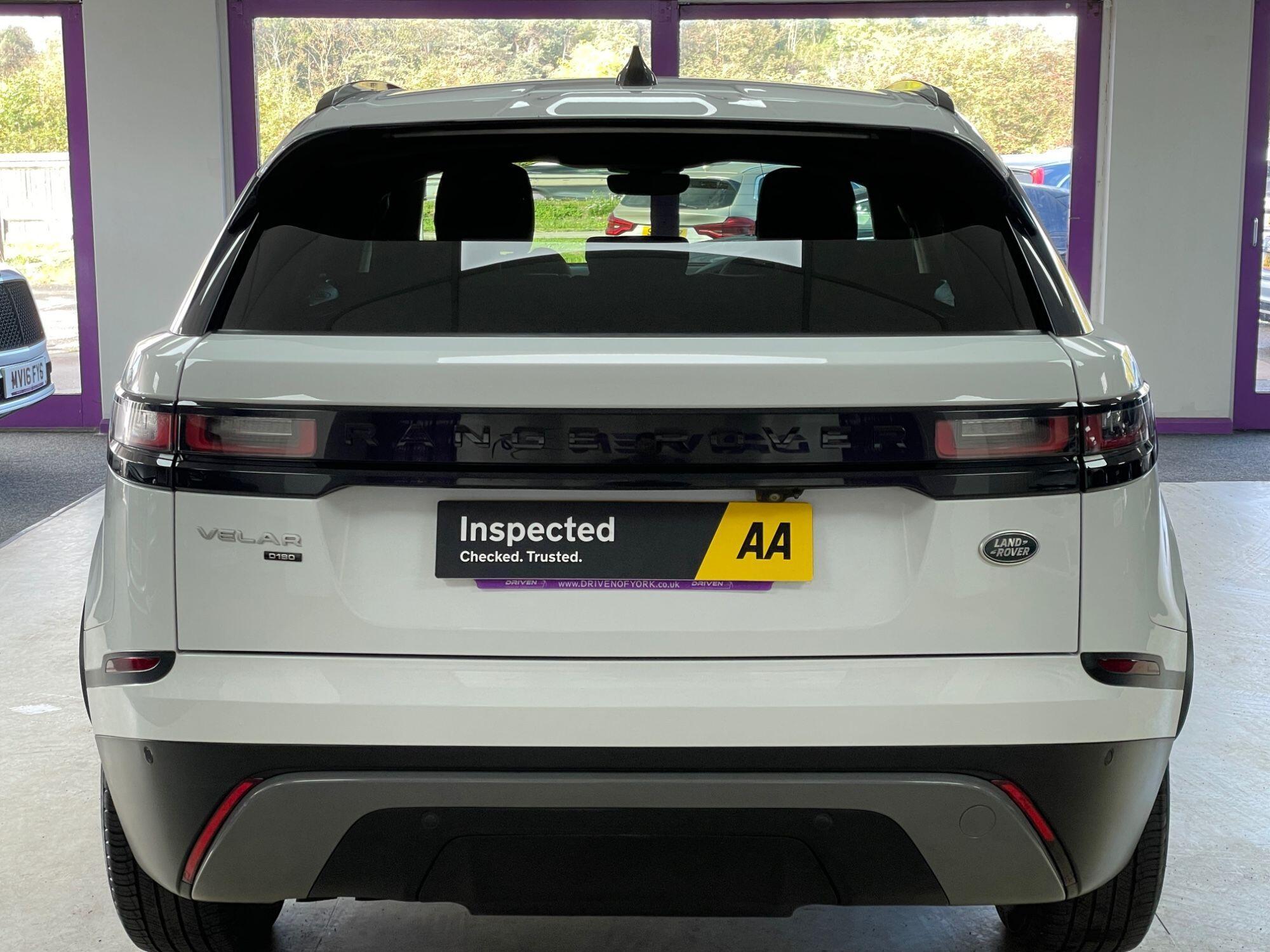 Land Rover Range Rover Velar - Image 9