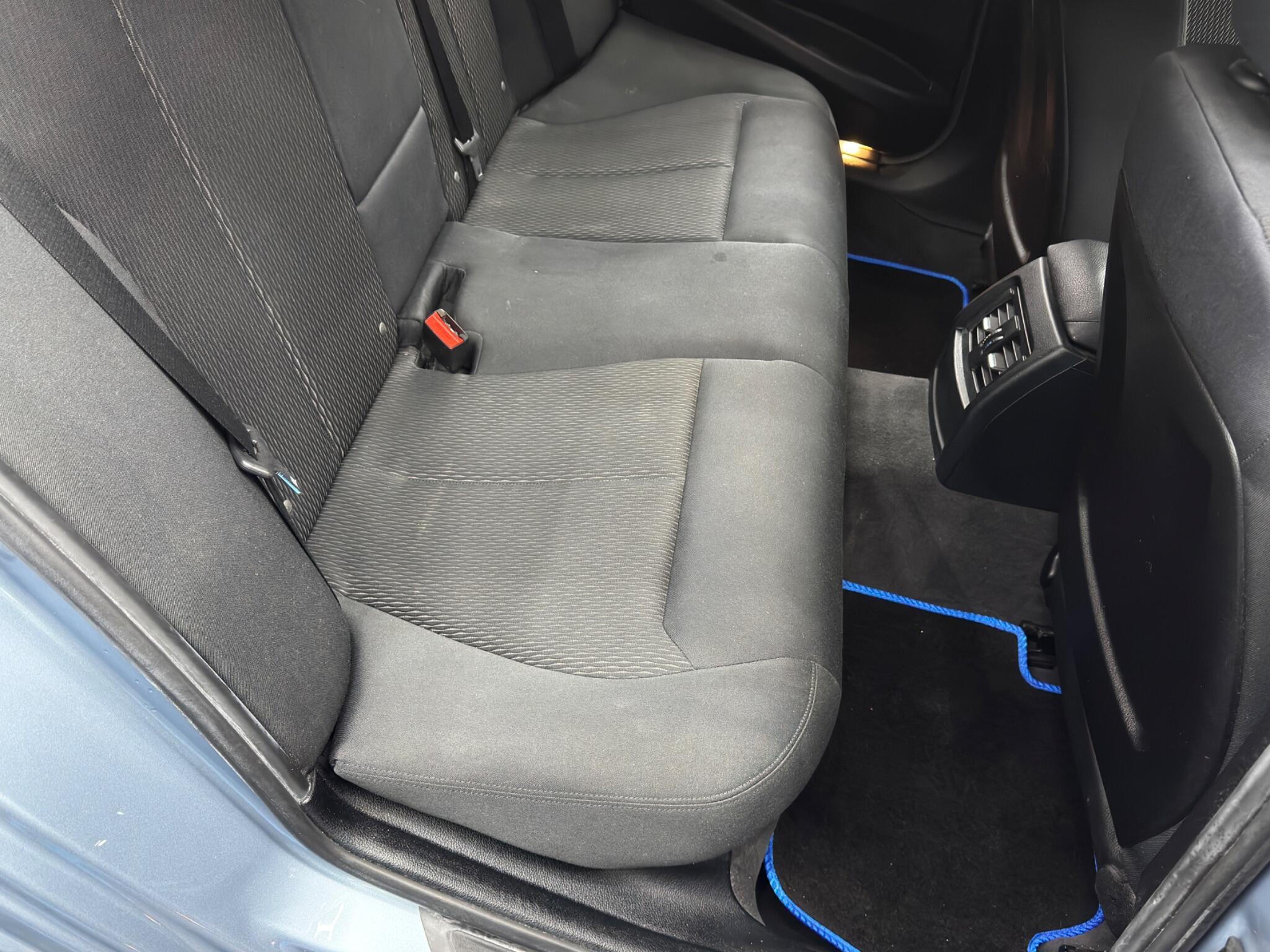 BMW 3 Series - Image 16