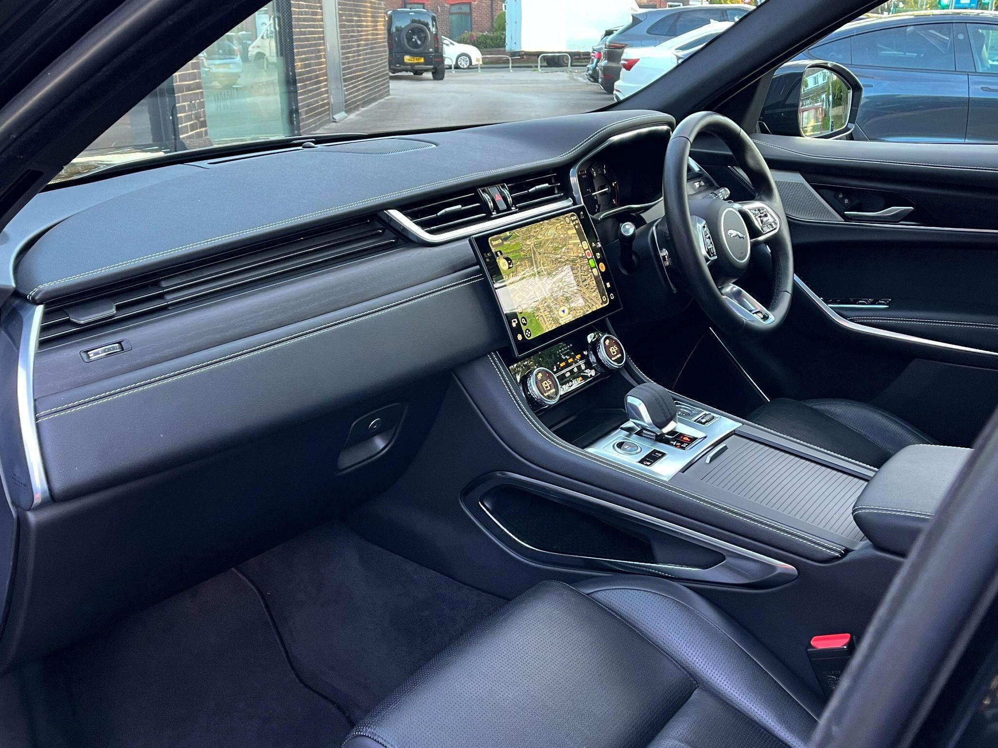 Jaguar F-Pace - Image 6
