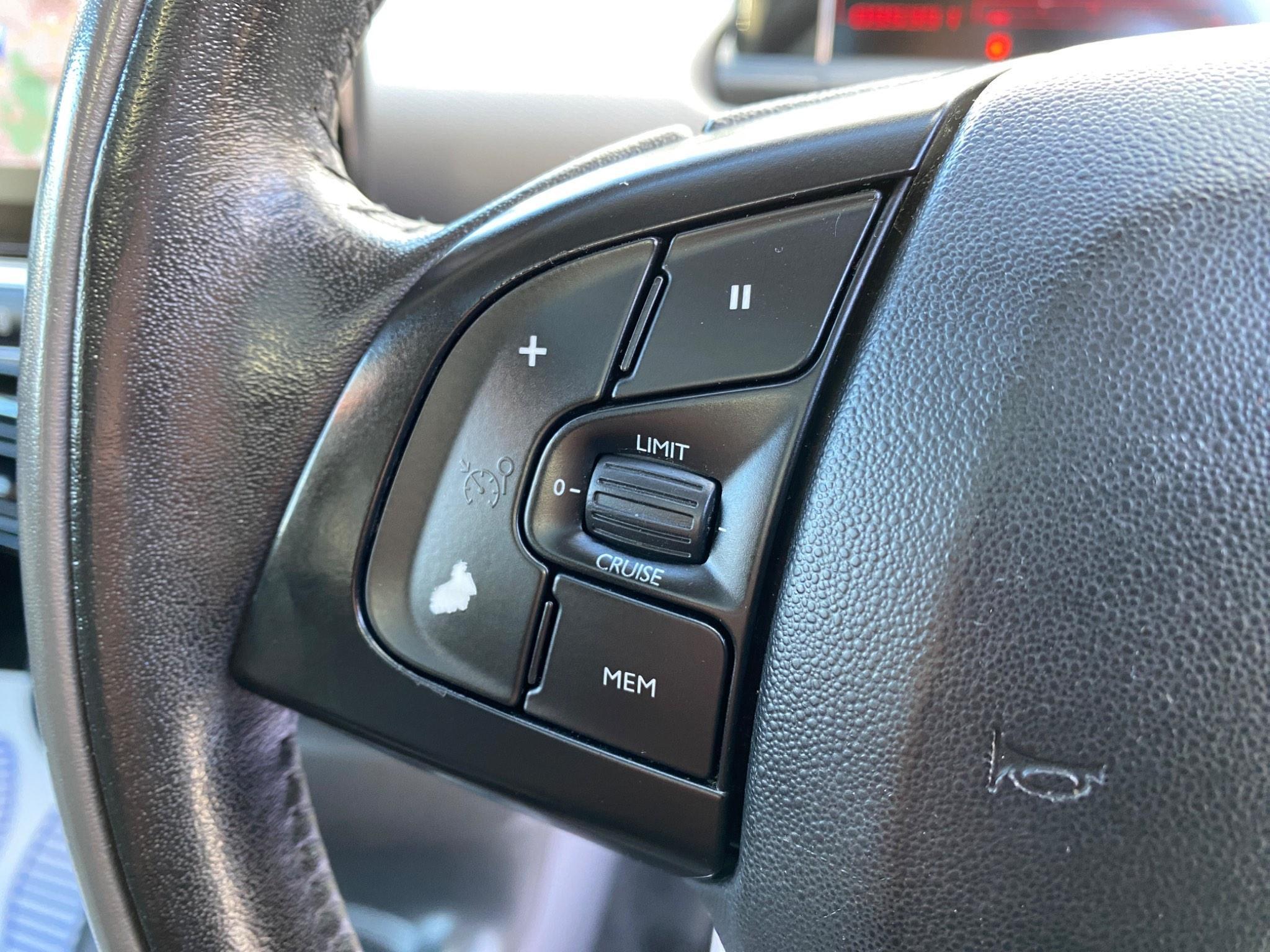 Citroen C4 Cactus - Image 48