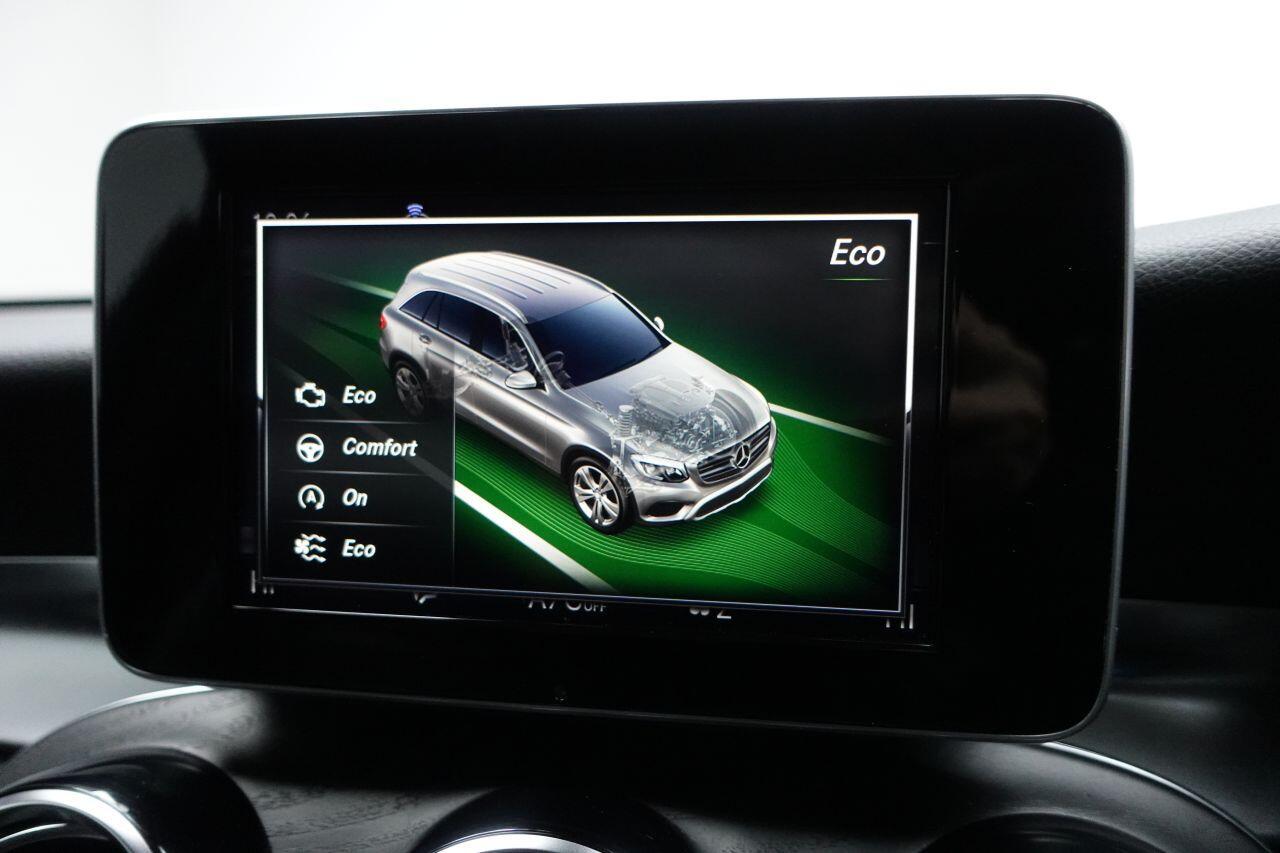 Mercedes GLC - Image 35